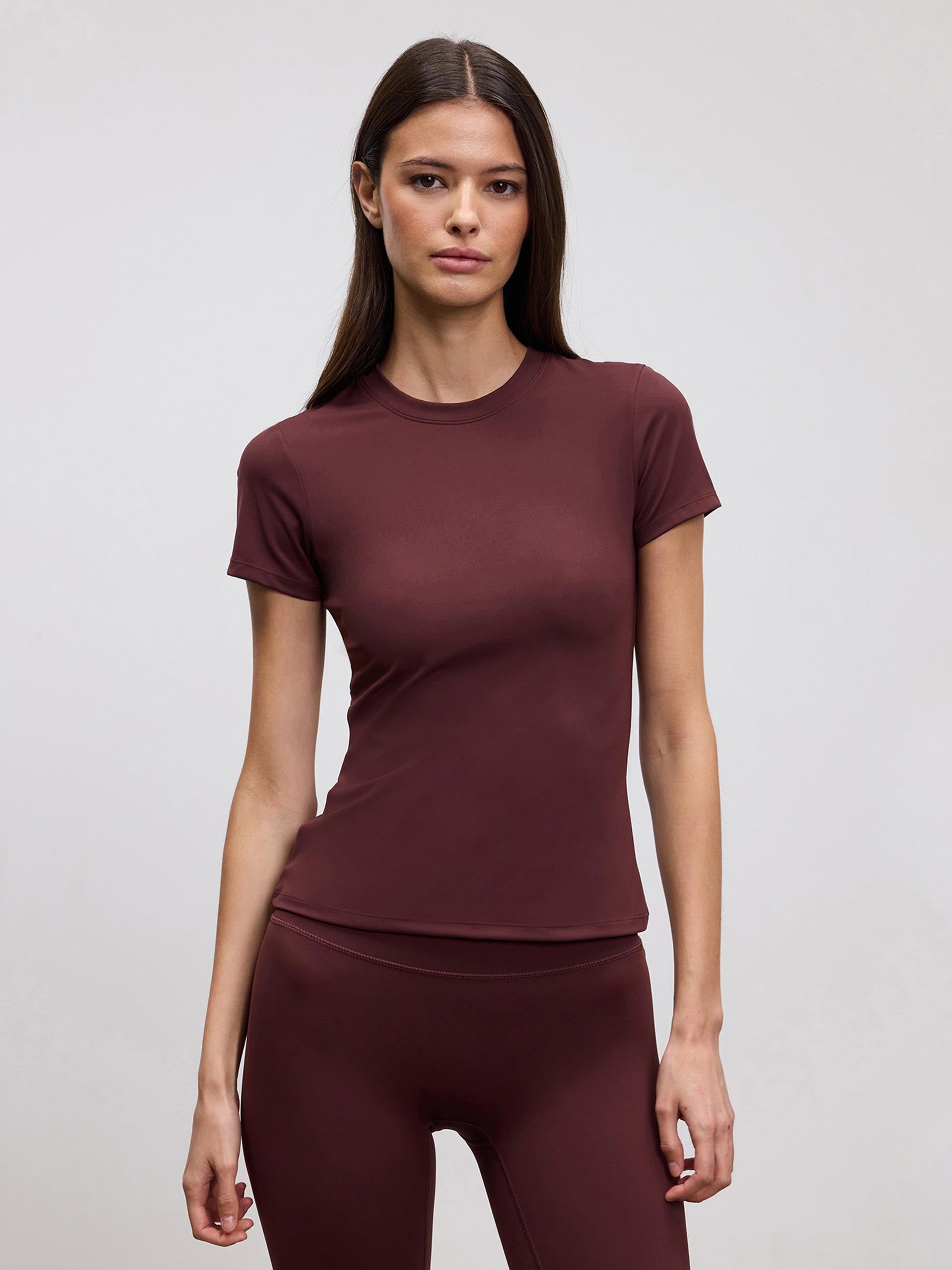 Womens Active T-Shirt in Burgundy