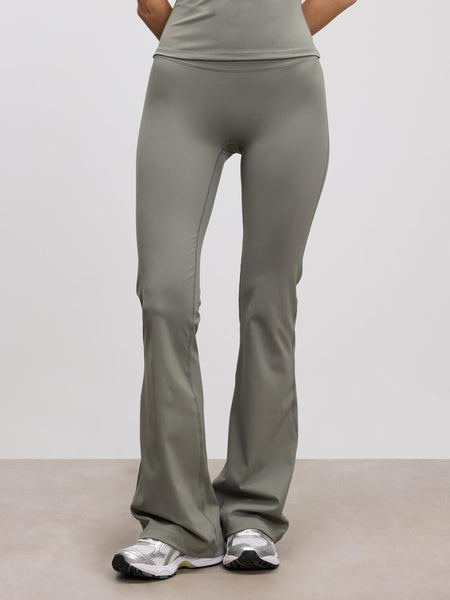 Womens Active Flared Legging in Sage