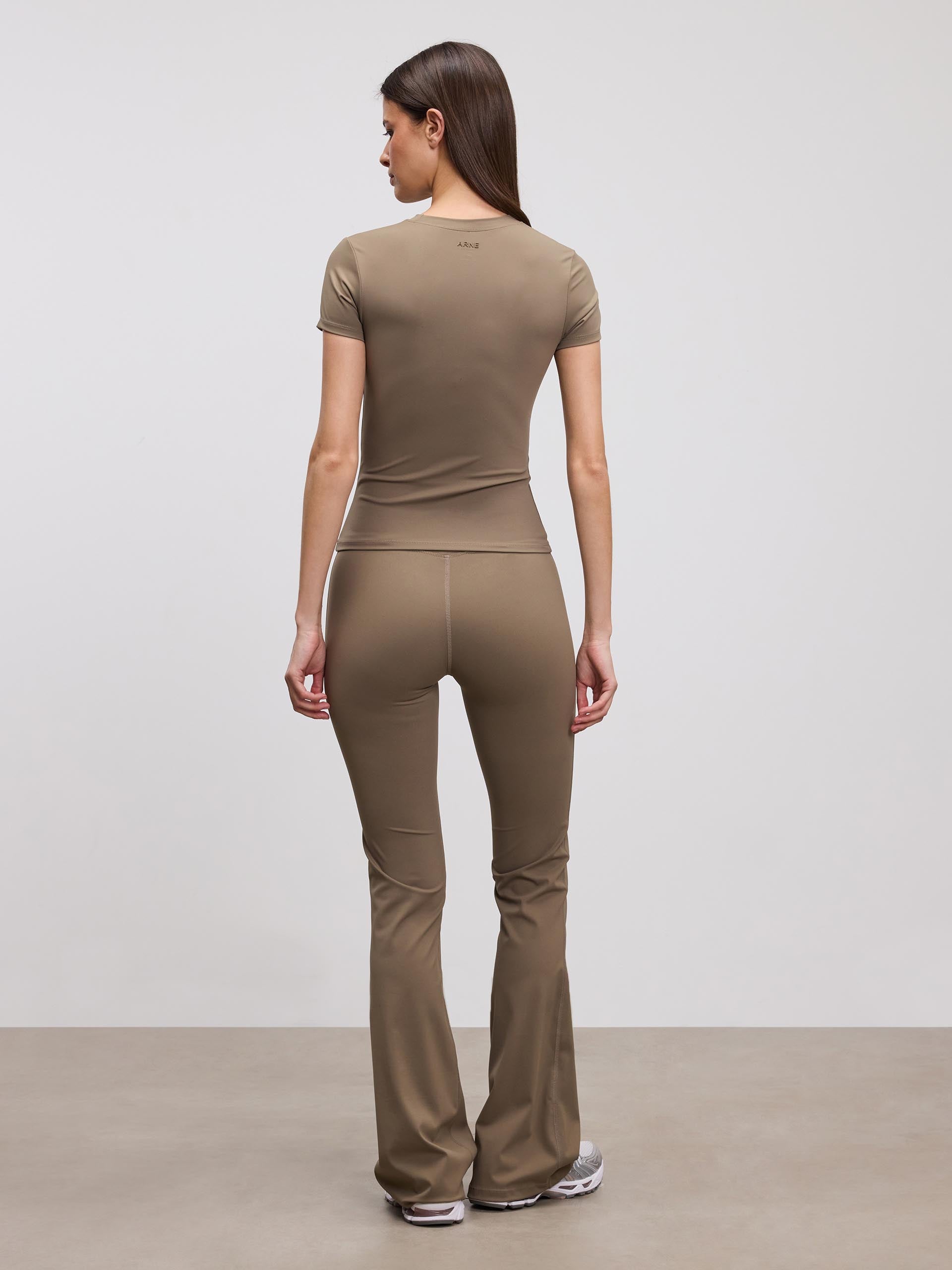 Womens Active T-Shirt in Taupe