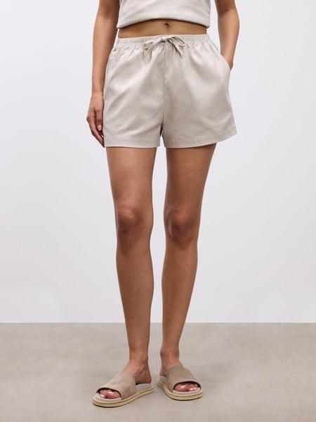 Womens Linen Short in Stone