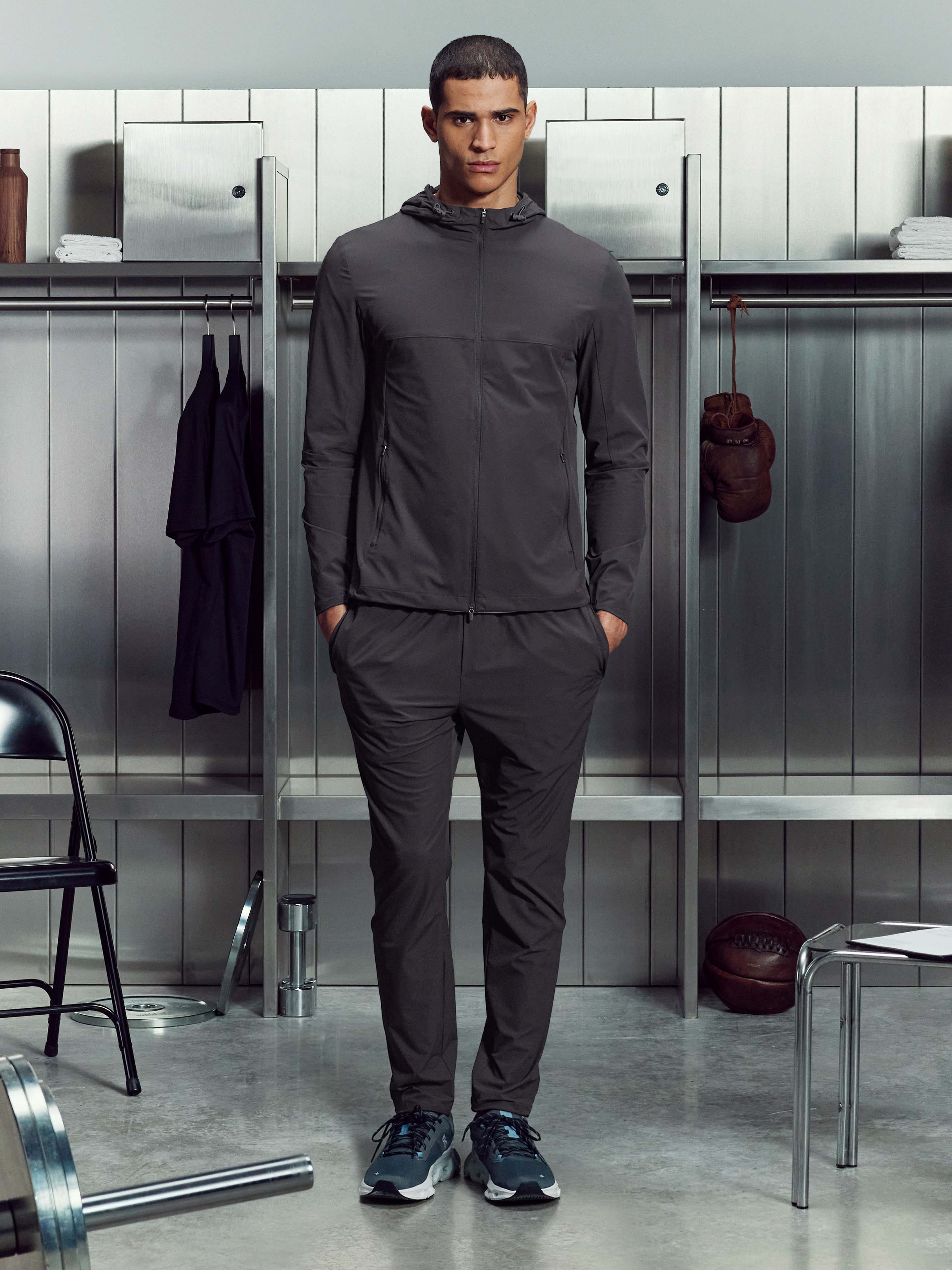 Active Trackpant in Grey