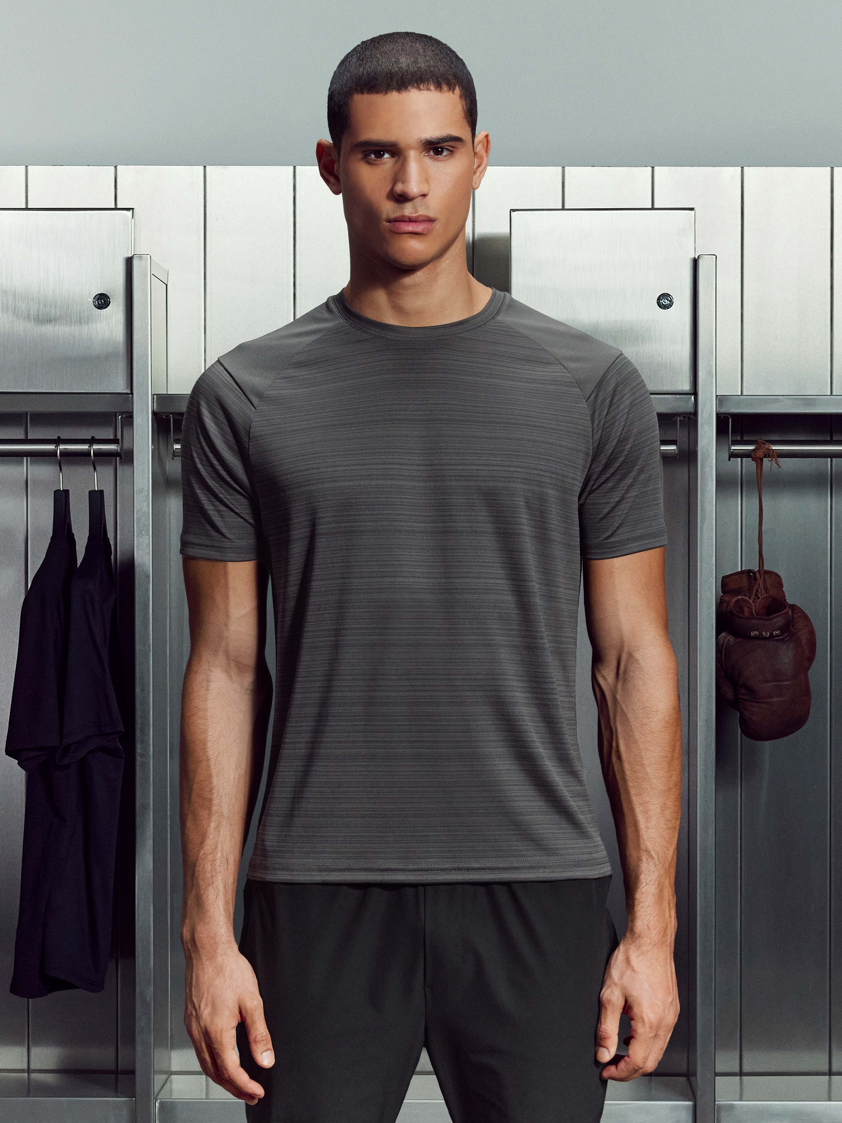 React T-Shirt in Grey