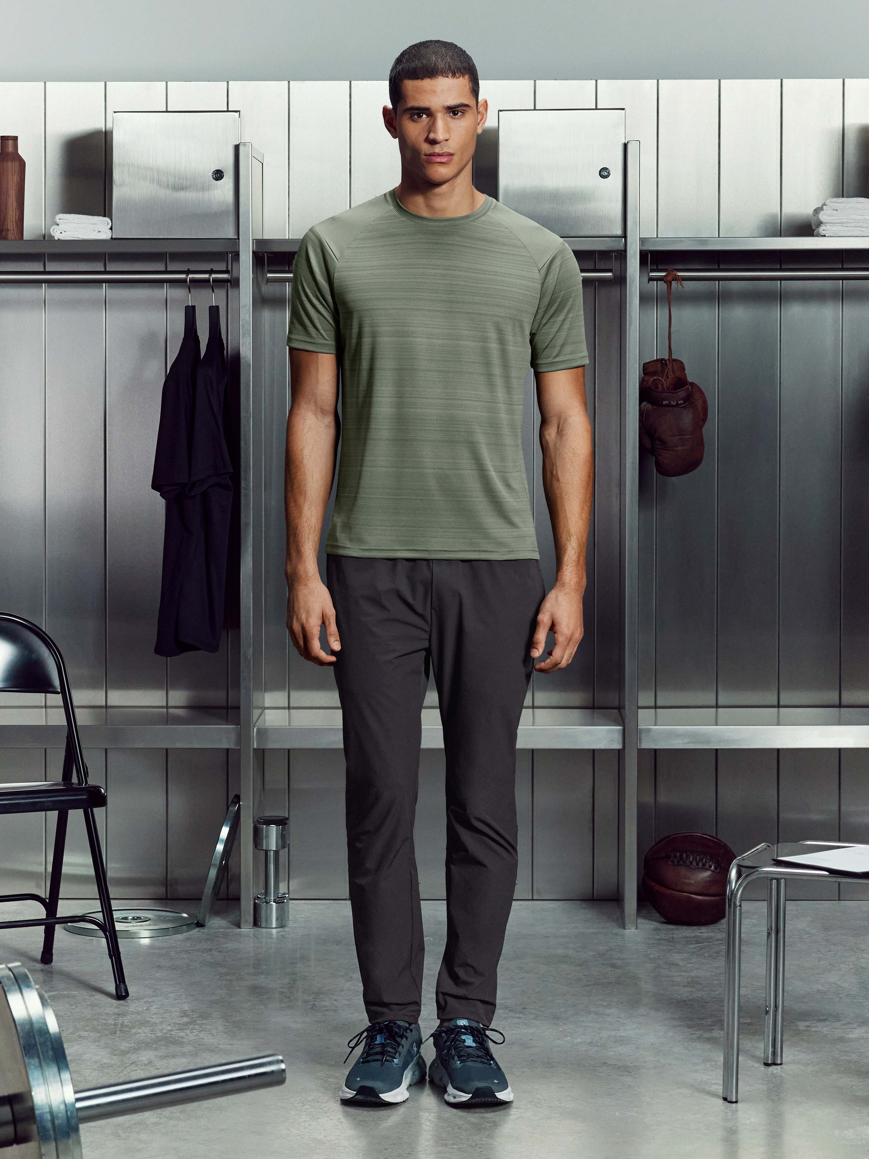 React T-Shirt in Olive