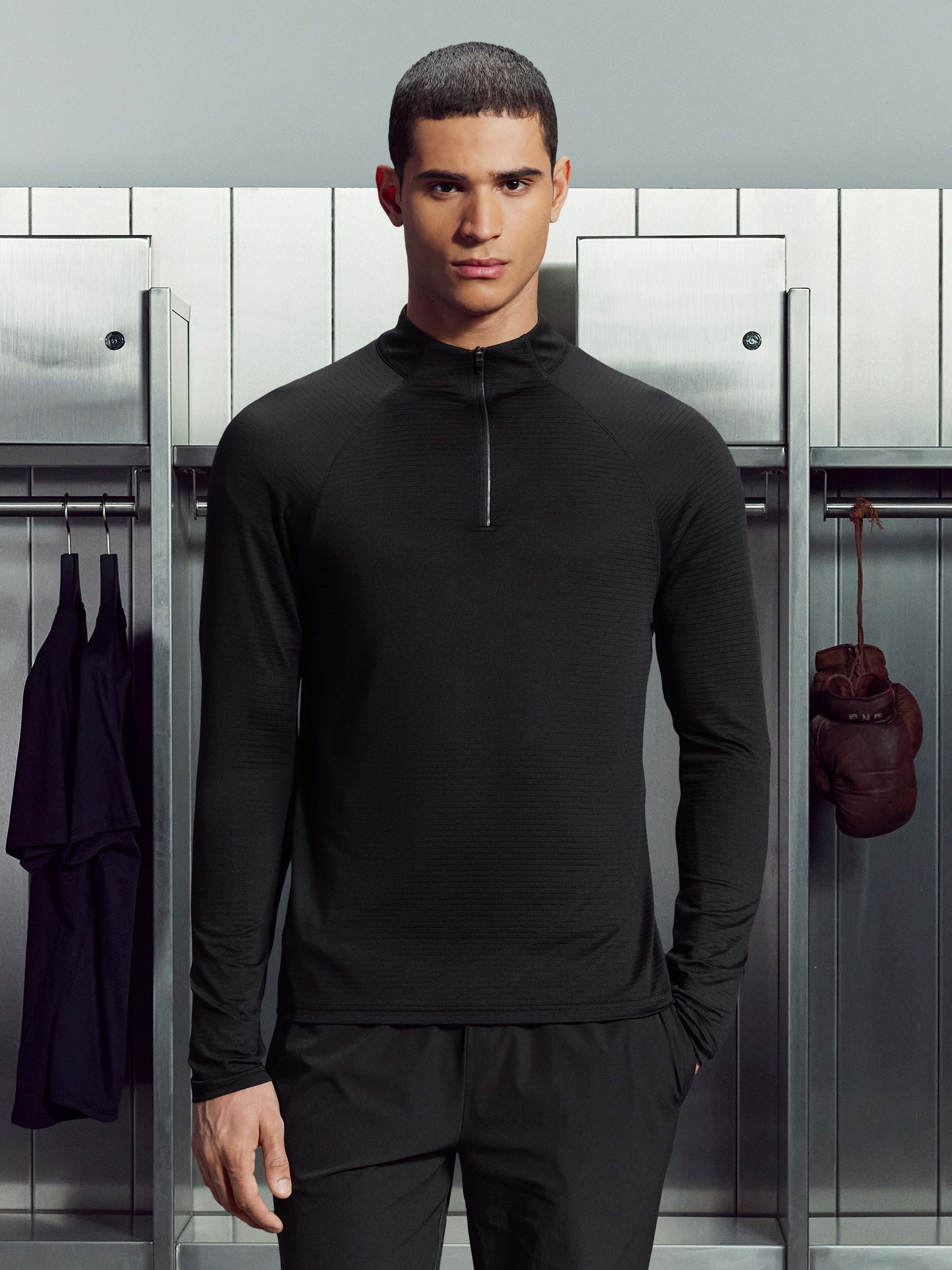 Condition Half Zip in Black