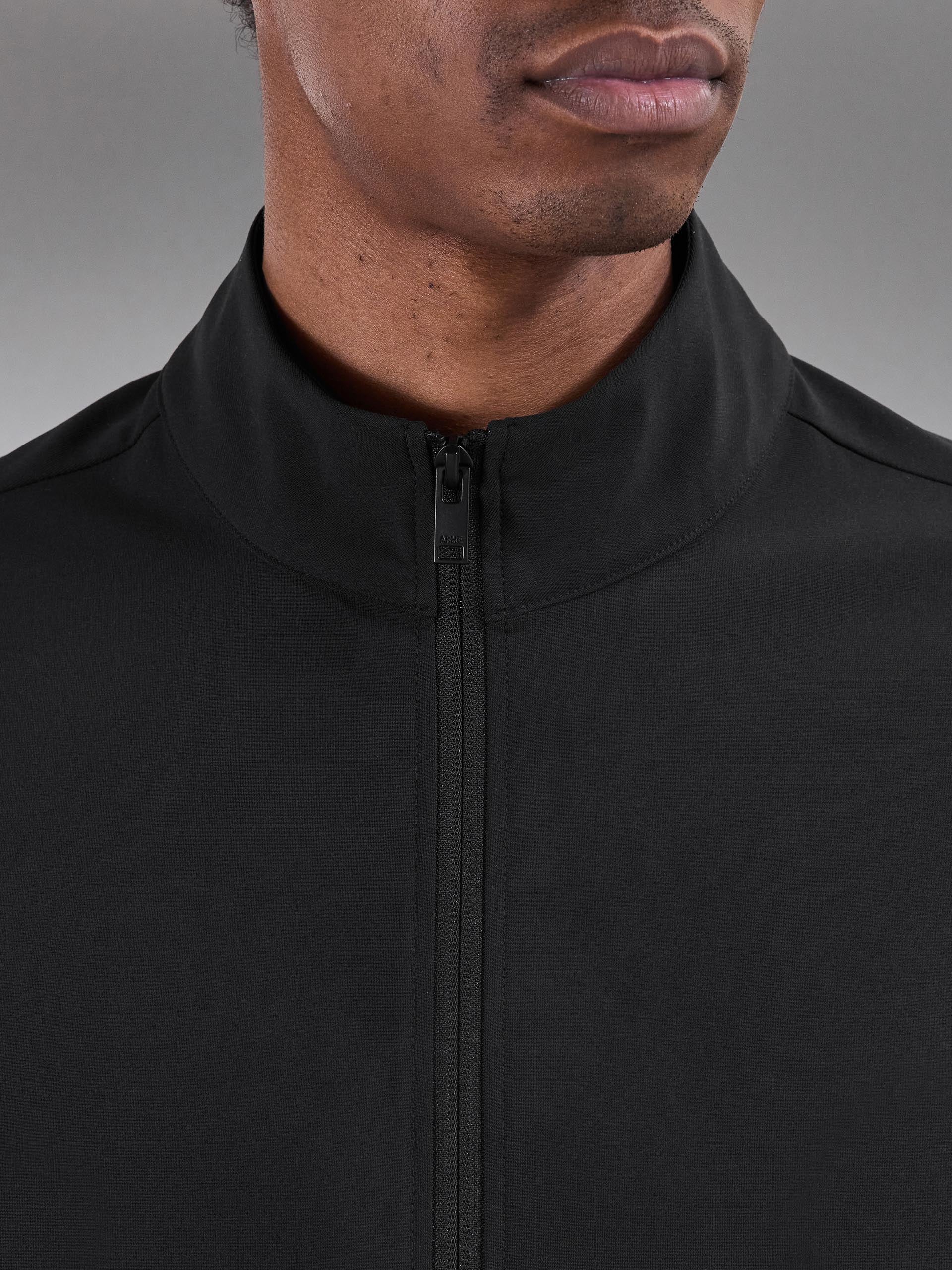 Golf Jacket in Black