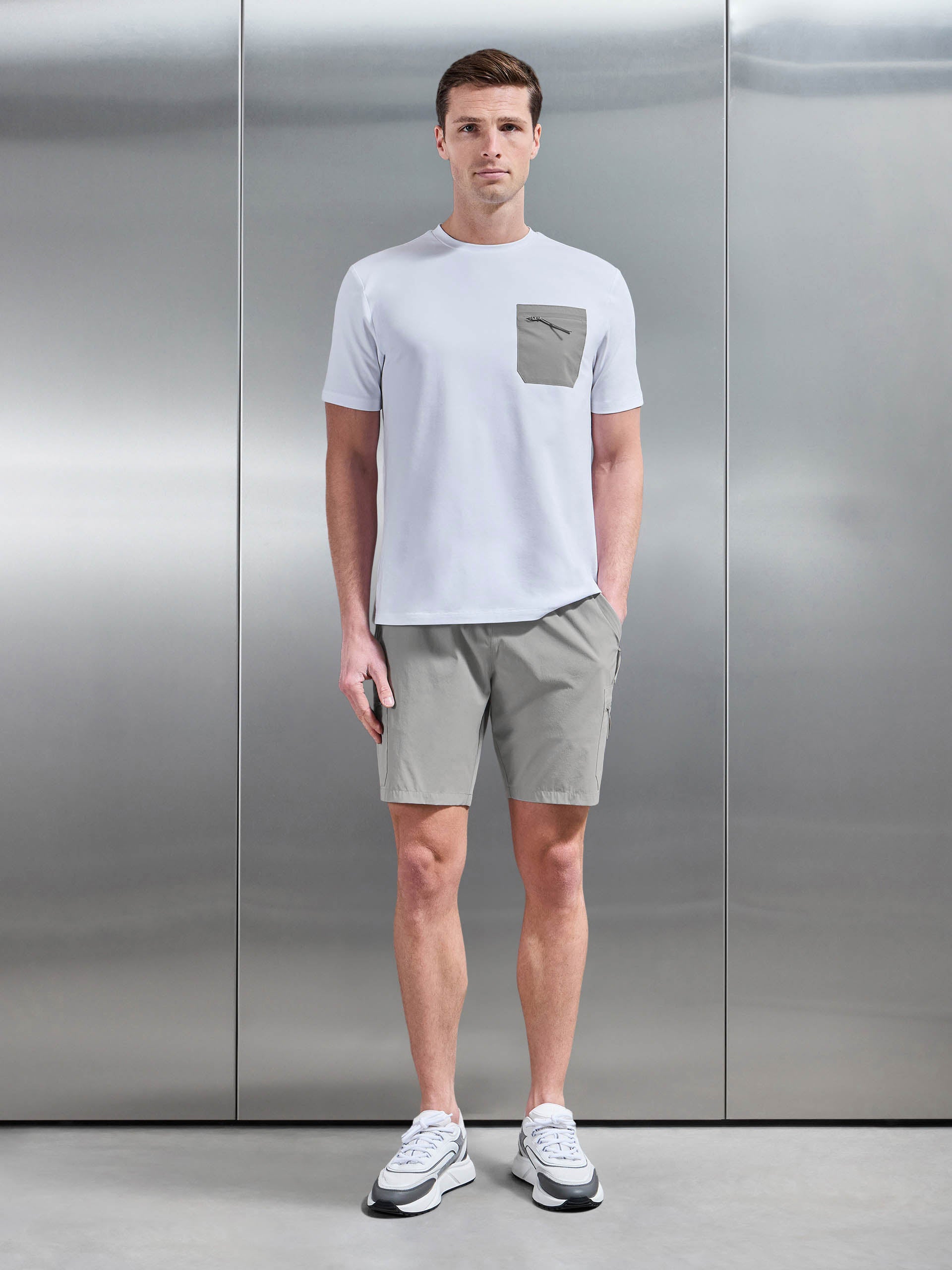 Active Cargo Short in Mid Grey