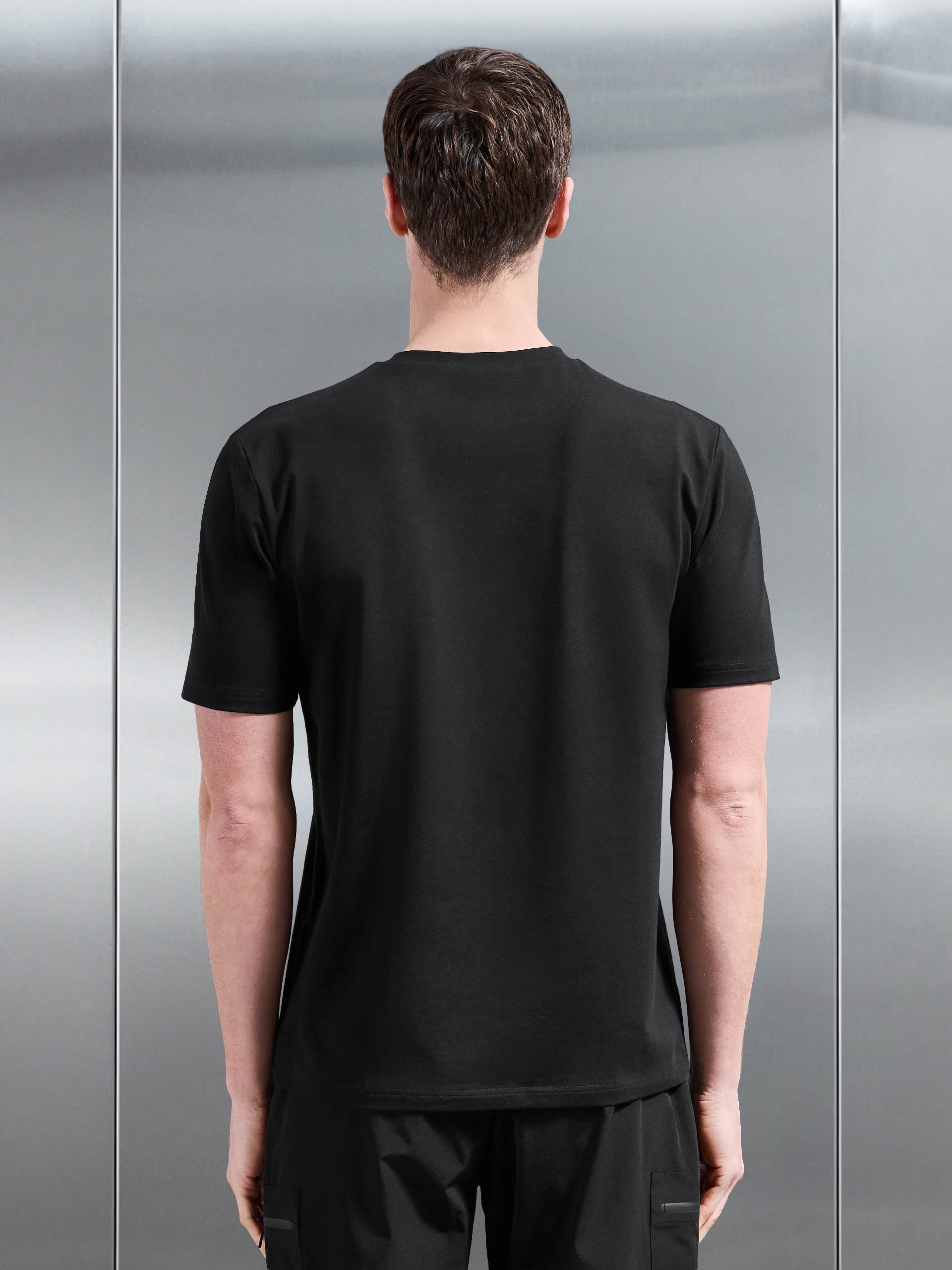 Active Cargo T-Shirt in Black