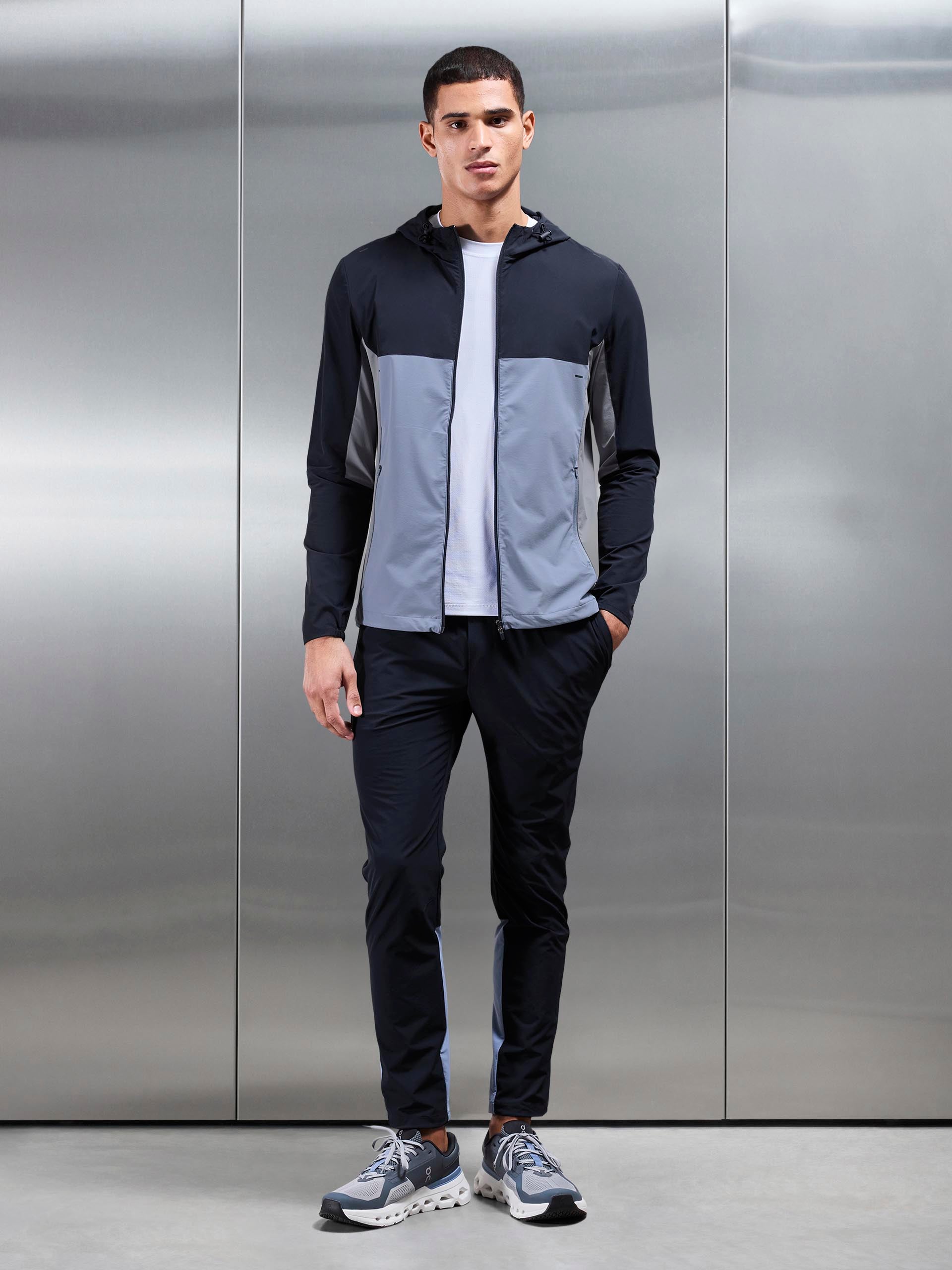 Active Colour Block Windbreaker in Navy