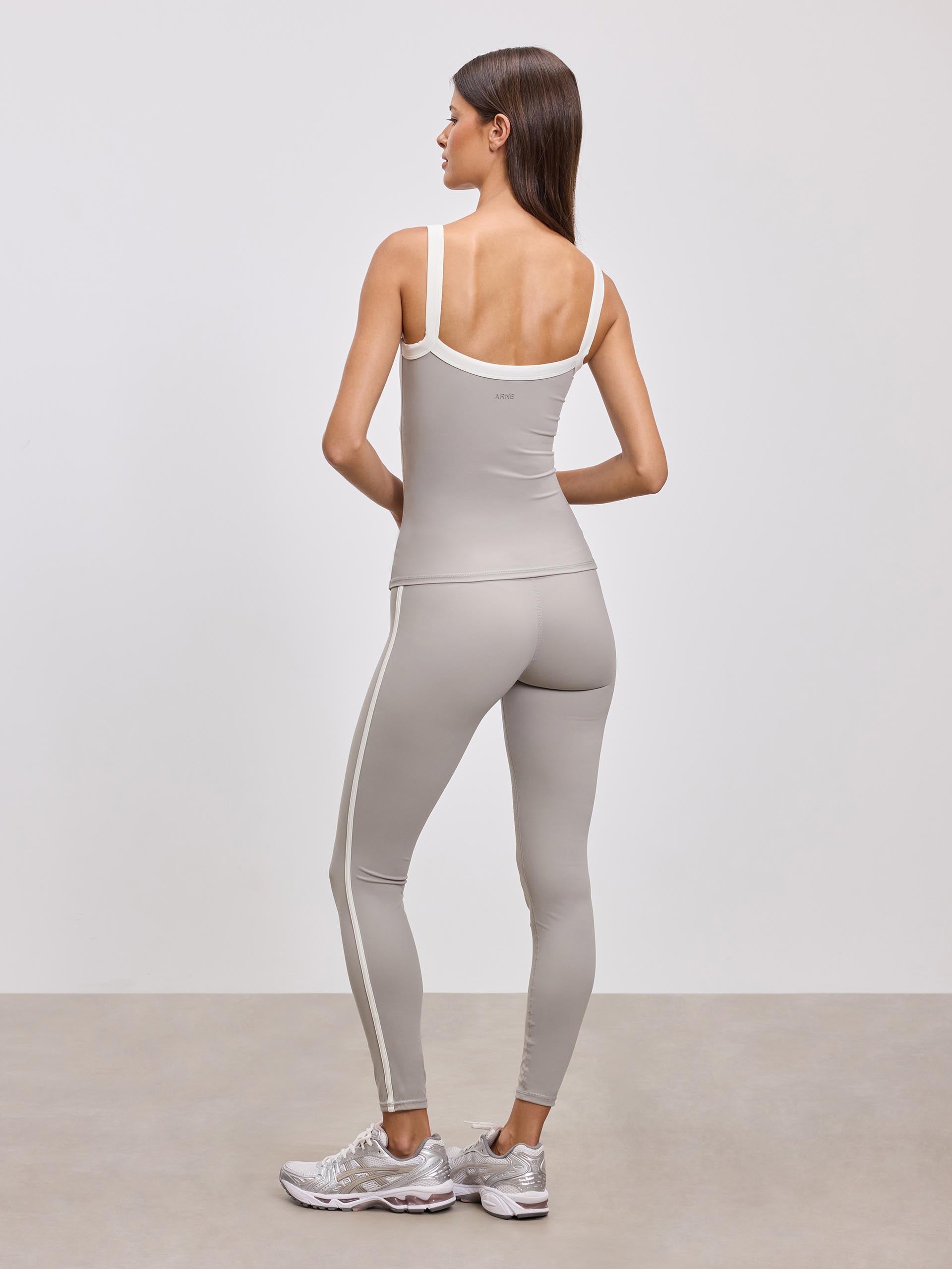 Womens Contrast Piping Active Legging in Stone