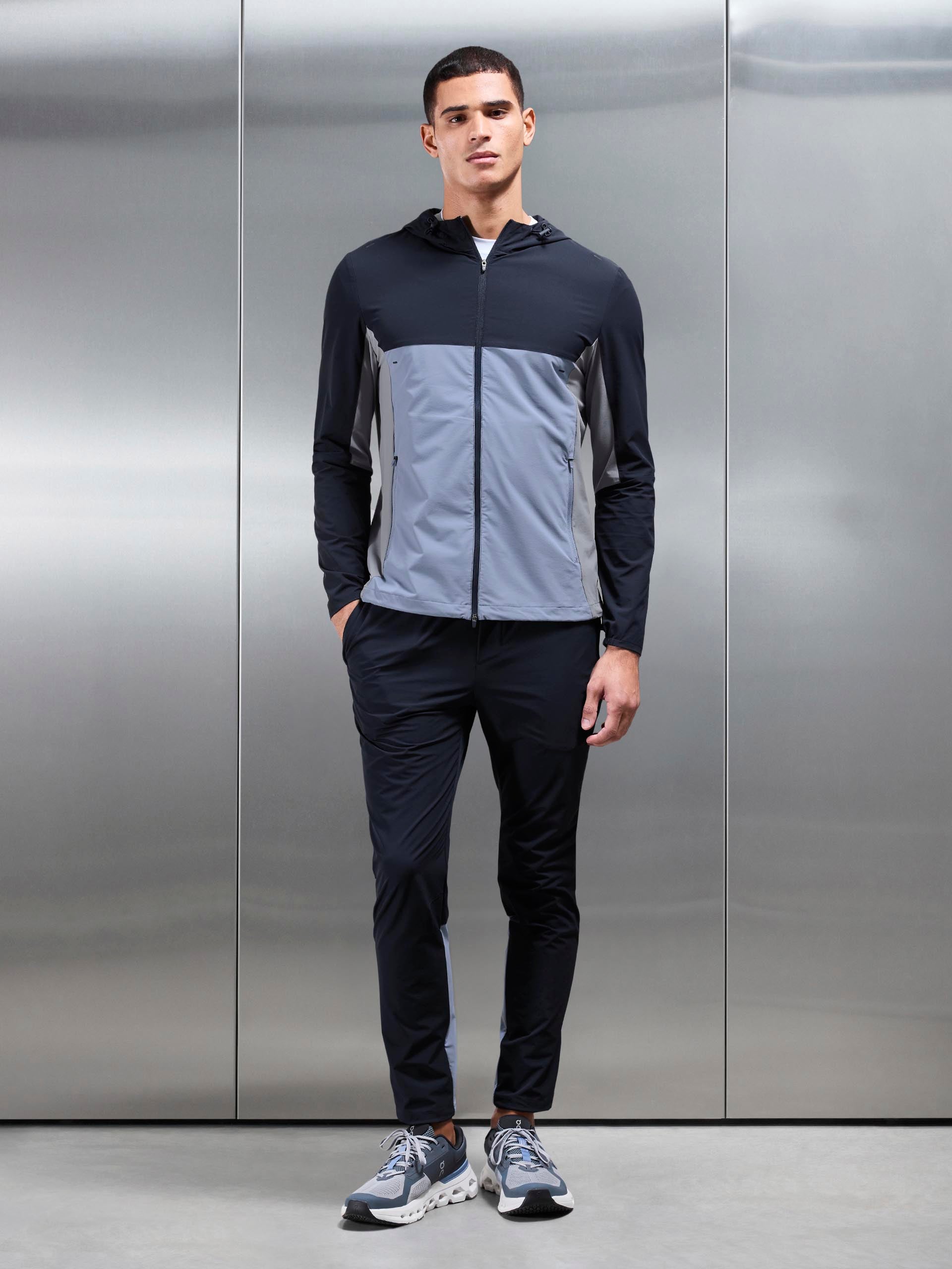 Active Colour Block Windbreaker in Navy