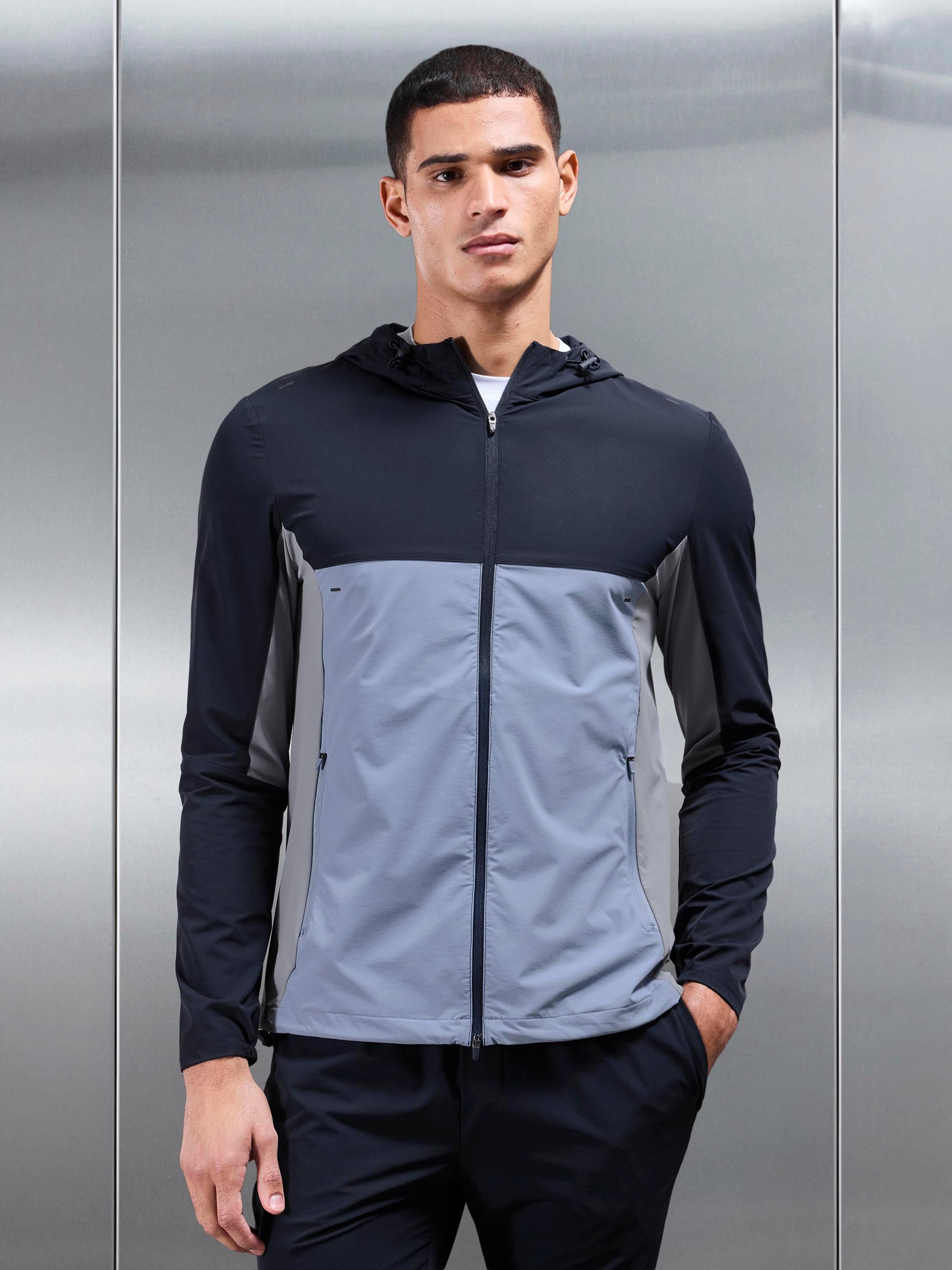 Active Colour Block Windbreaker in Navy