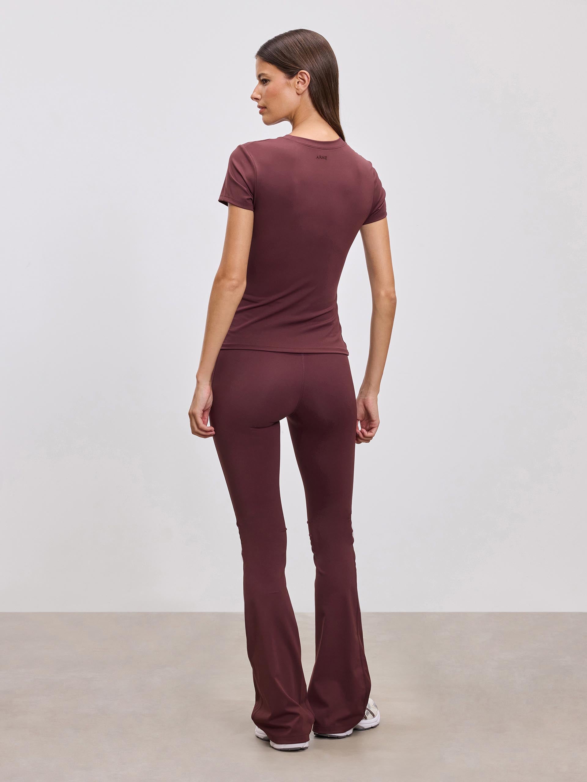 Womens Active Flared Legging in Burgundy