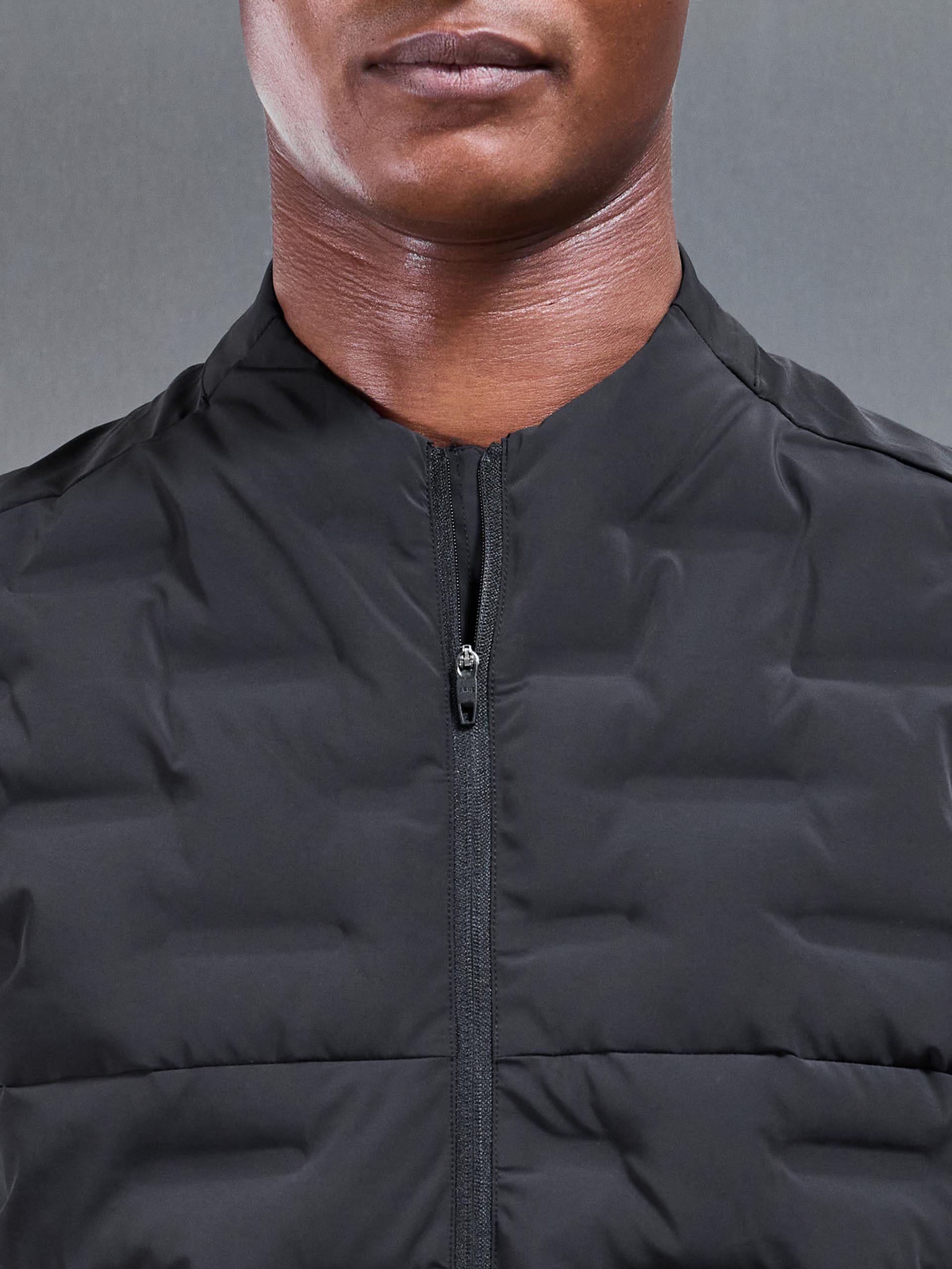 Active Gilet in Black