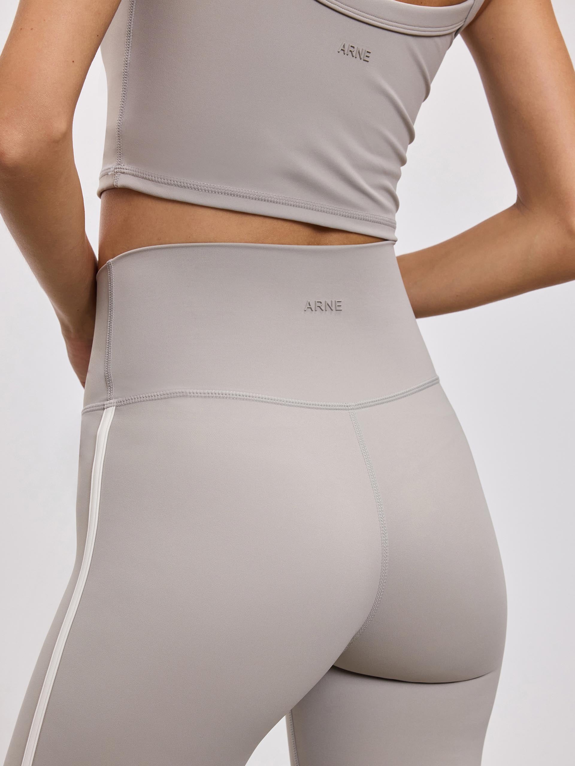 Womens Contrast Piping Active Legging in Stone