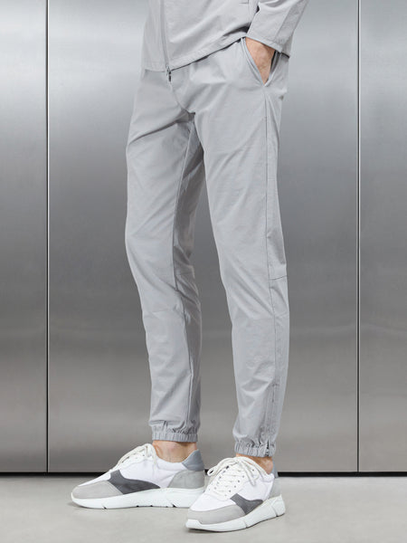 Active Technical Cuffed Trackpant in Mid Grey