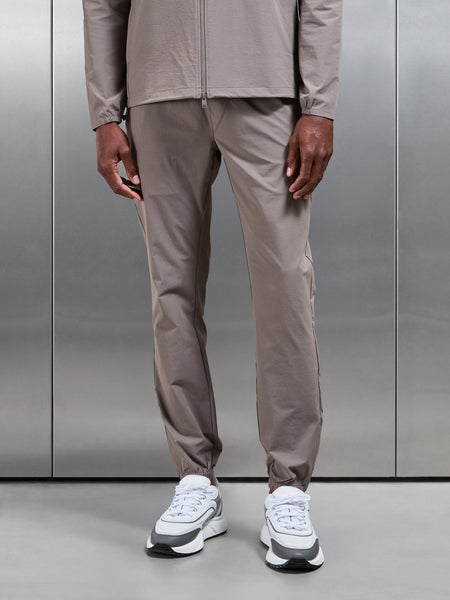 Active Technical Cuffed Trackpant in Olive