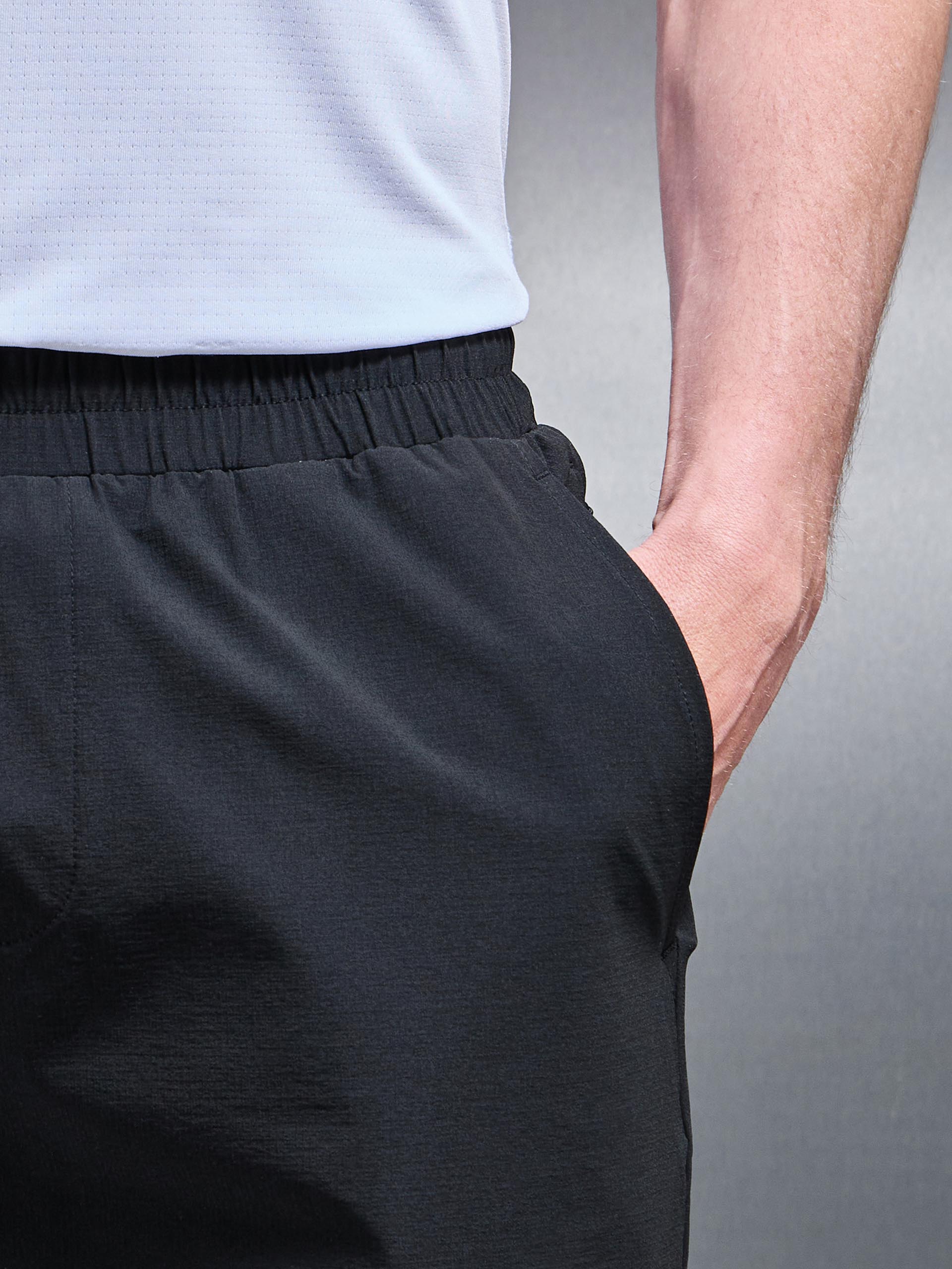 Active Technical Short in Black