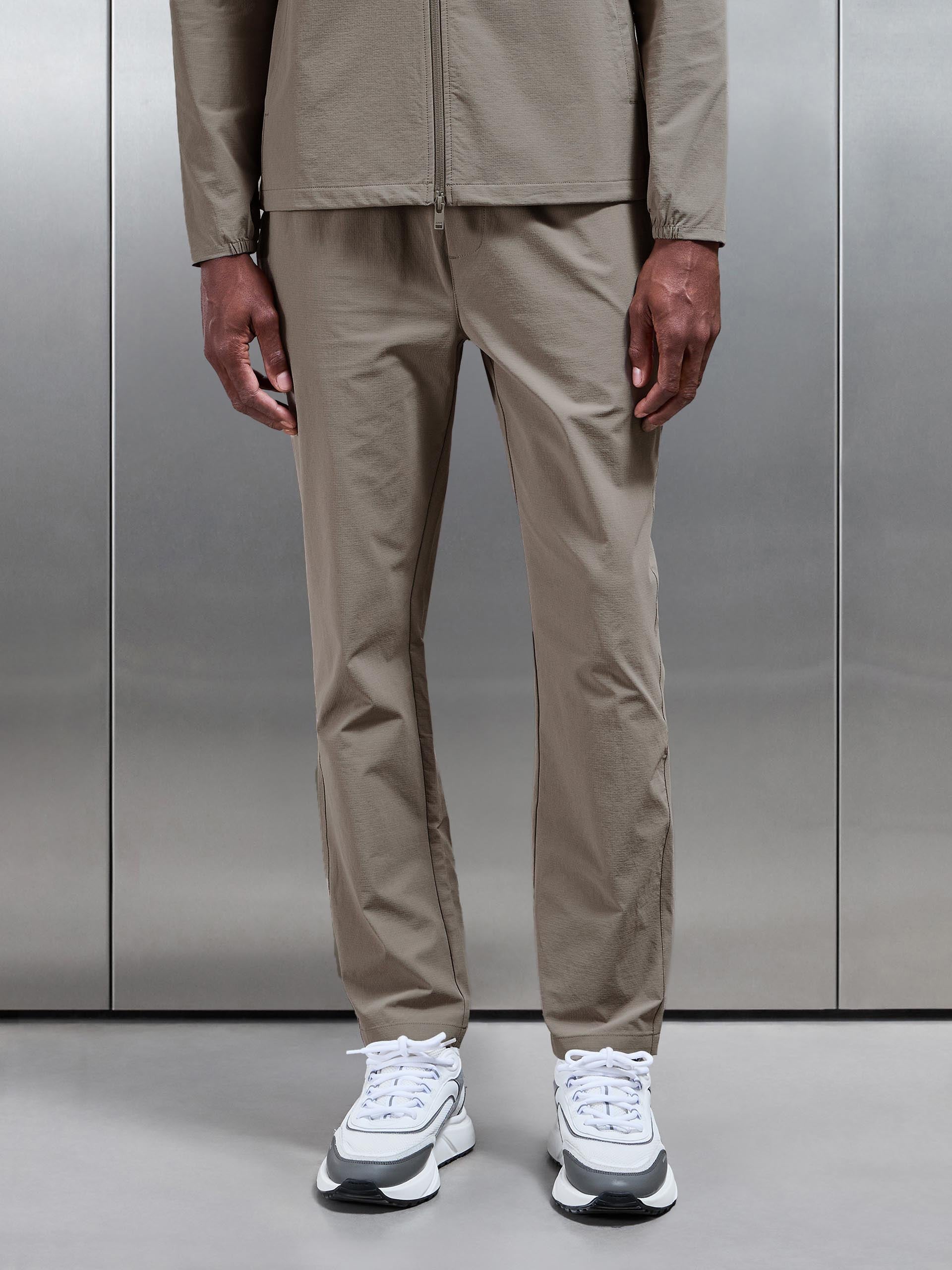 Active Technical Tapered Trackpant in Taupe
