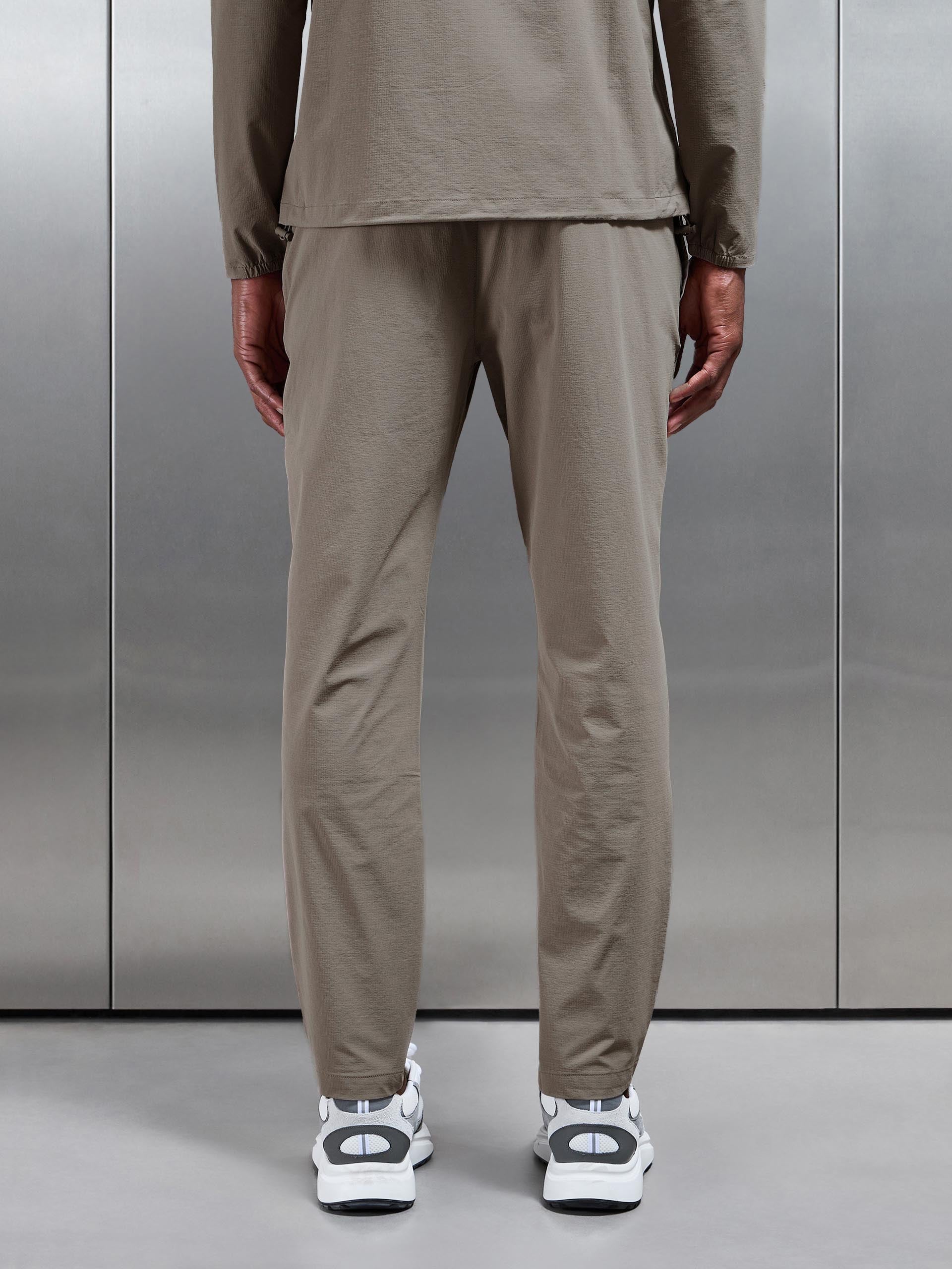 Active Technical Tapered Trackpant in Taupe