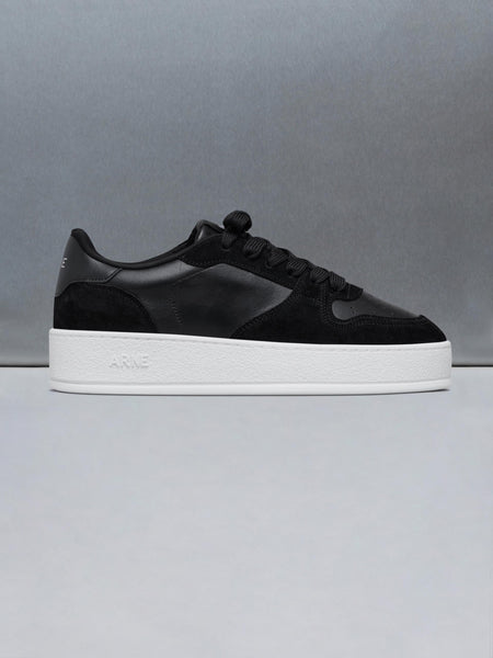 Arena Trainer in Black