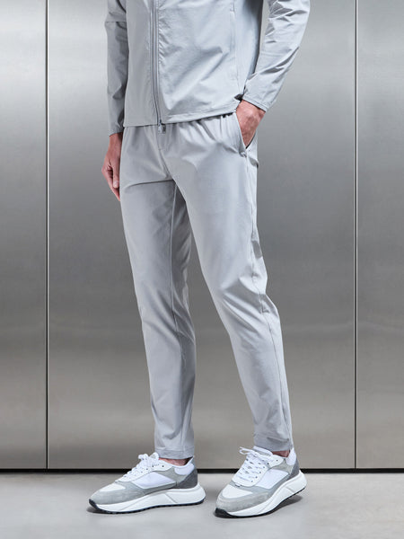 Active Technical Tapered Trackpant in Mid Grey