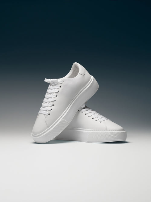 Basic Essential Leather Trainer in White