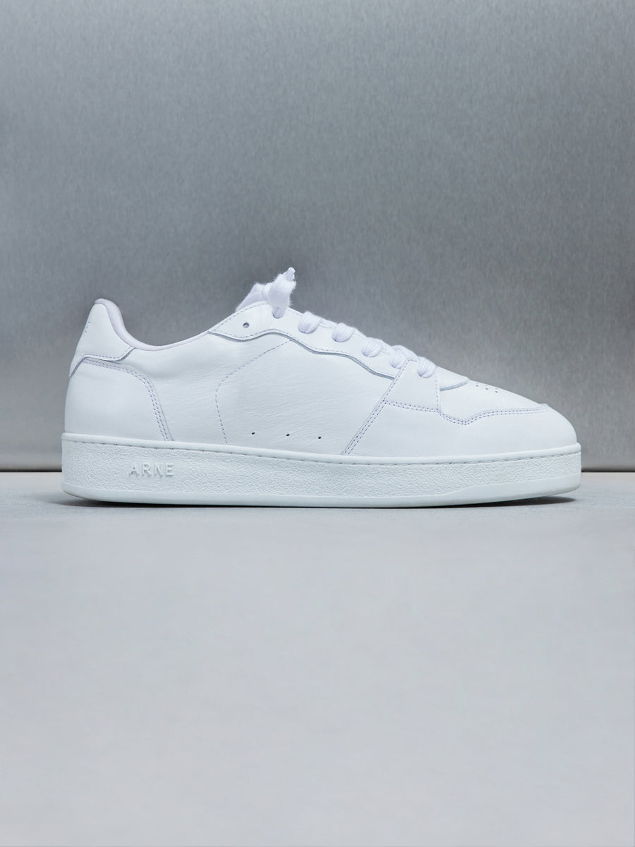 Basket Trainer in Triple White ARNE