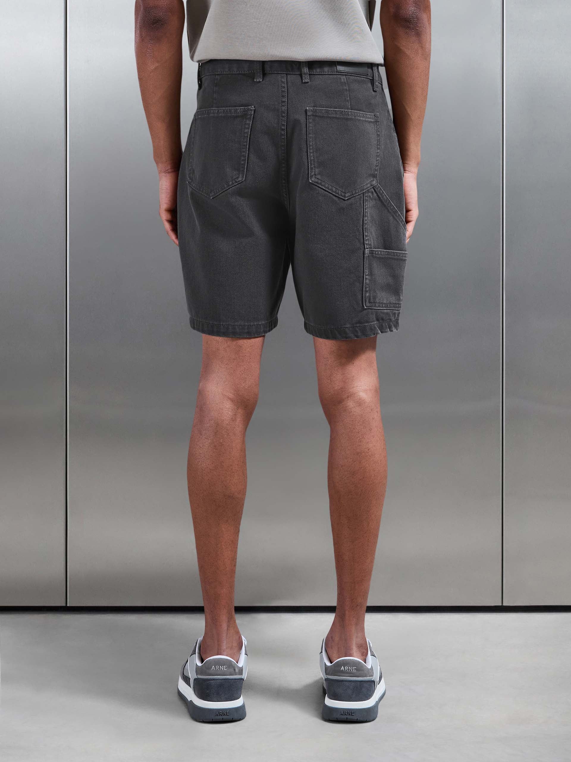 Carpenter Short in Grey