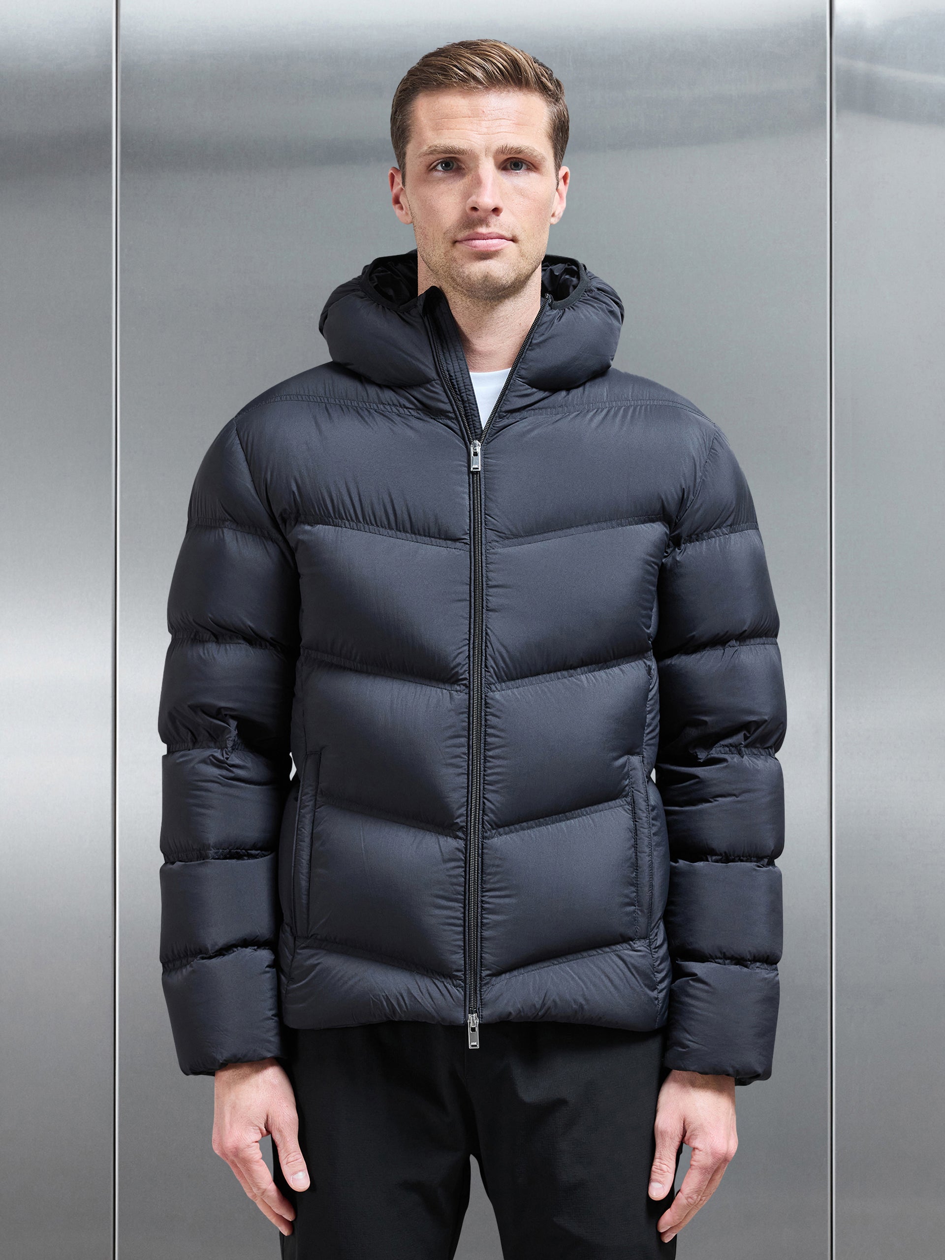 Chevron Down Puffer Jacket in Black