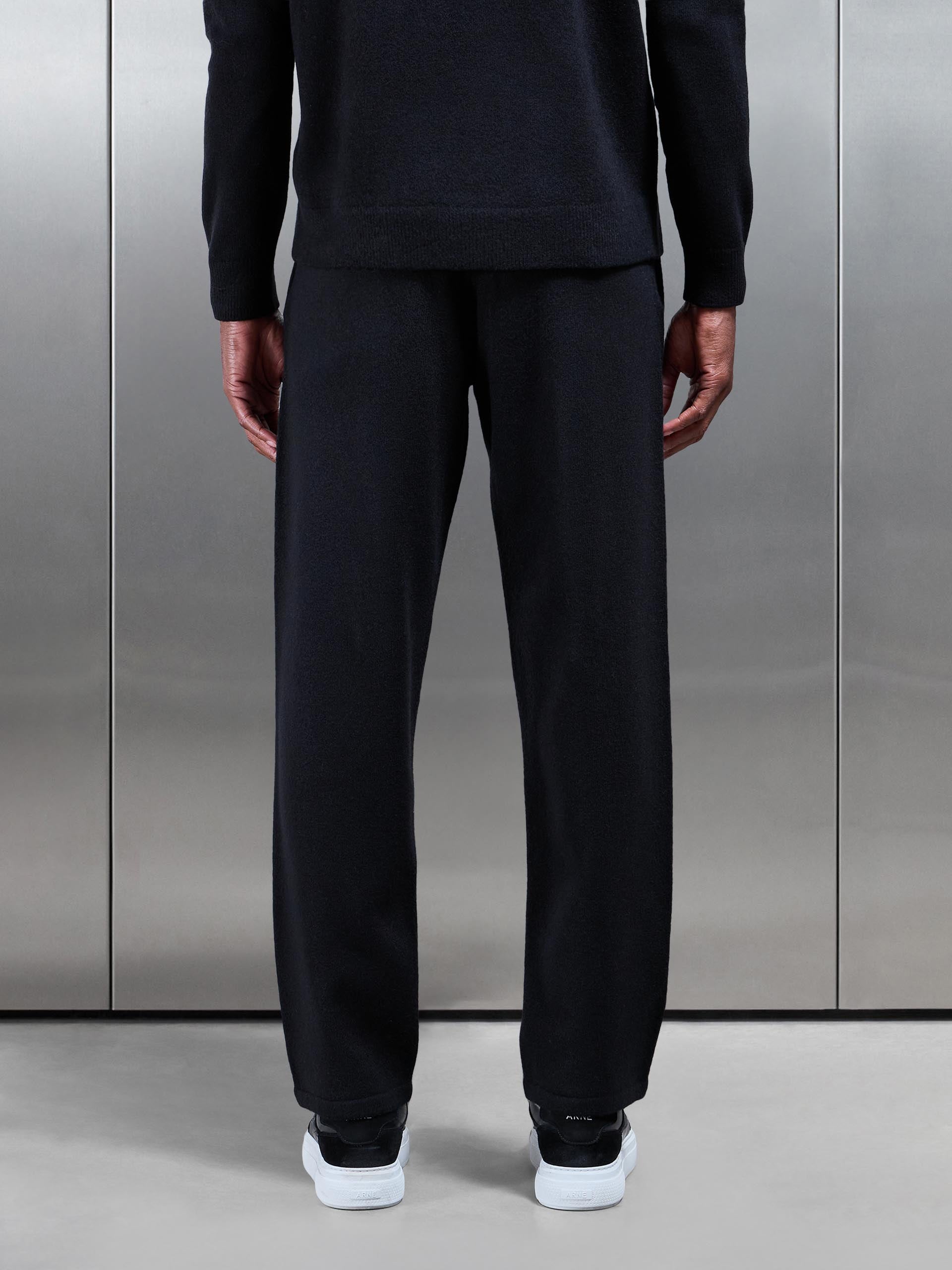 Chunky Wool Straight Leg Jogger in Black