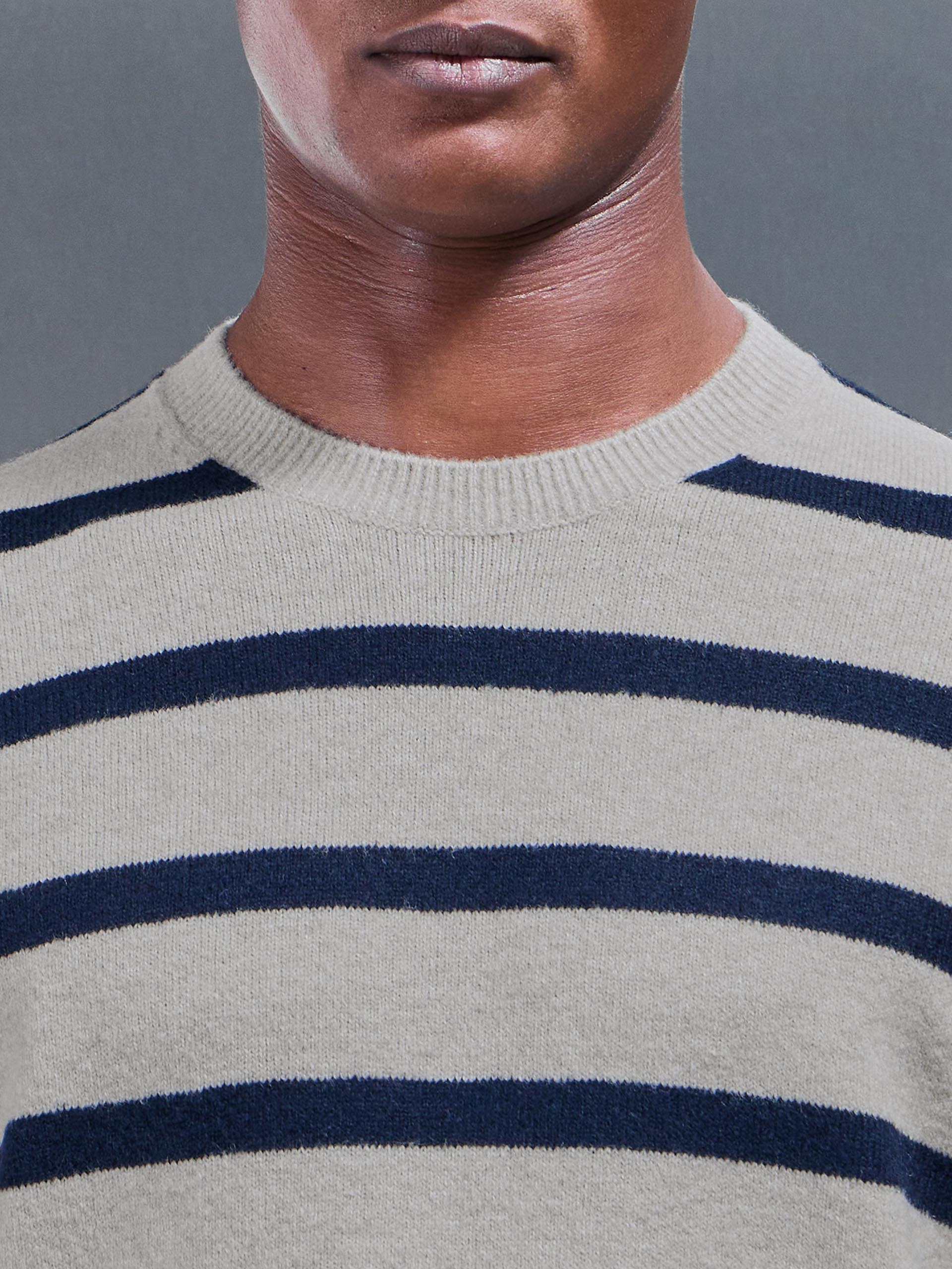 Chunky Wool Stripe Sweatshirt in Stone