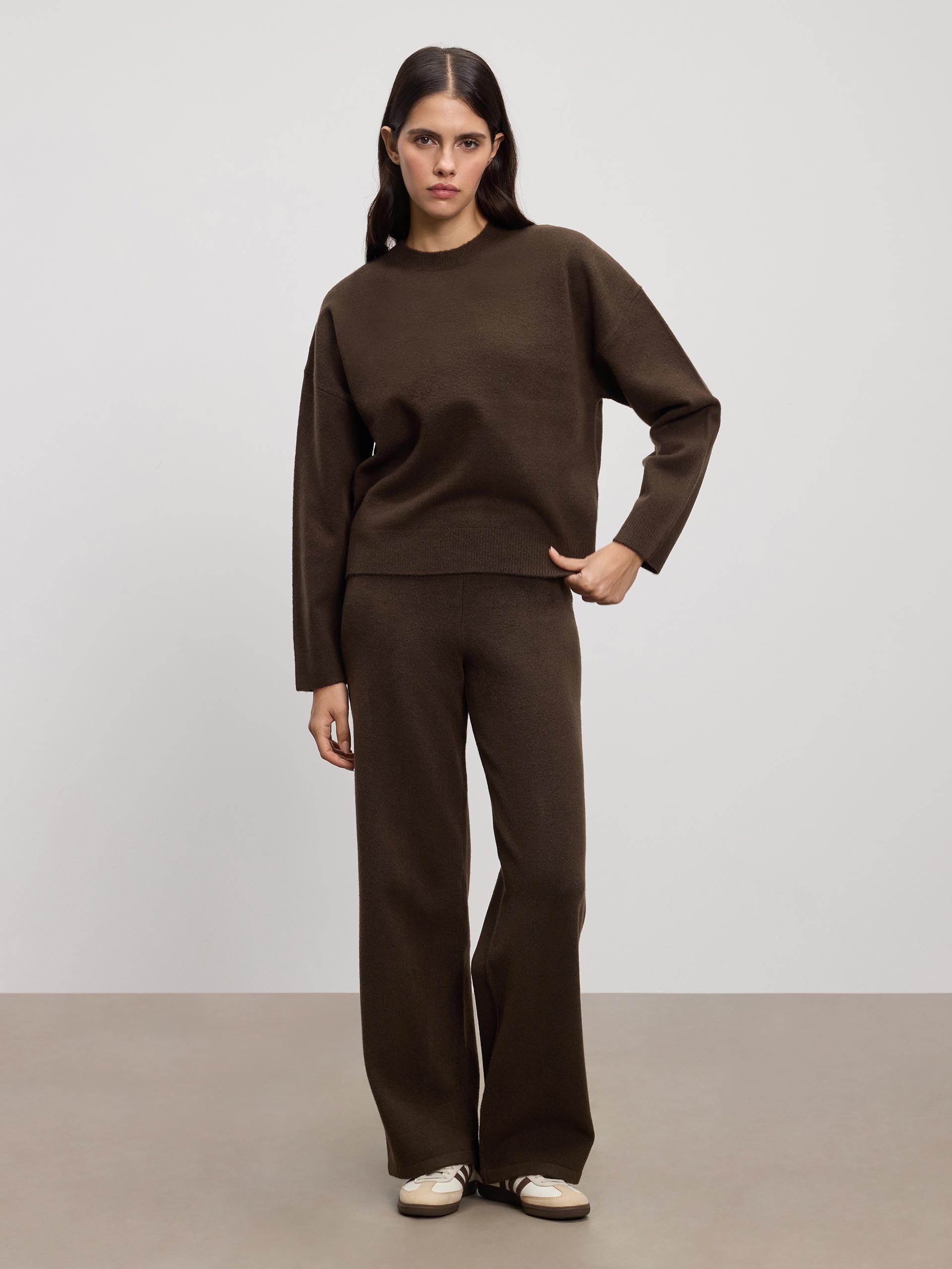 Womens Chunky Wool Sweatshirt in Brown