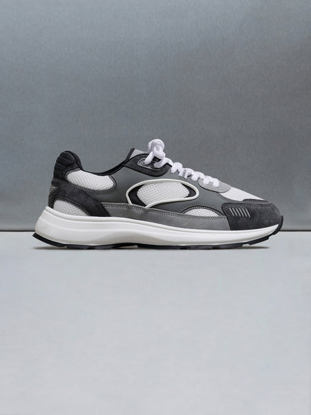 Circuit Trainer in White Grey