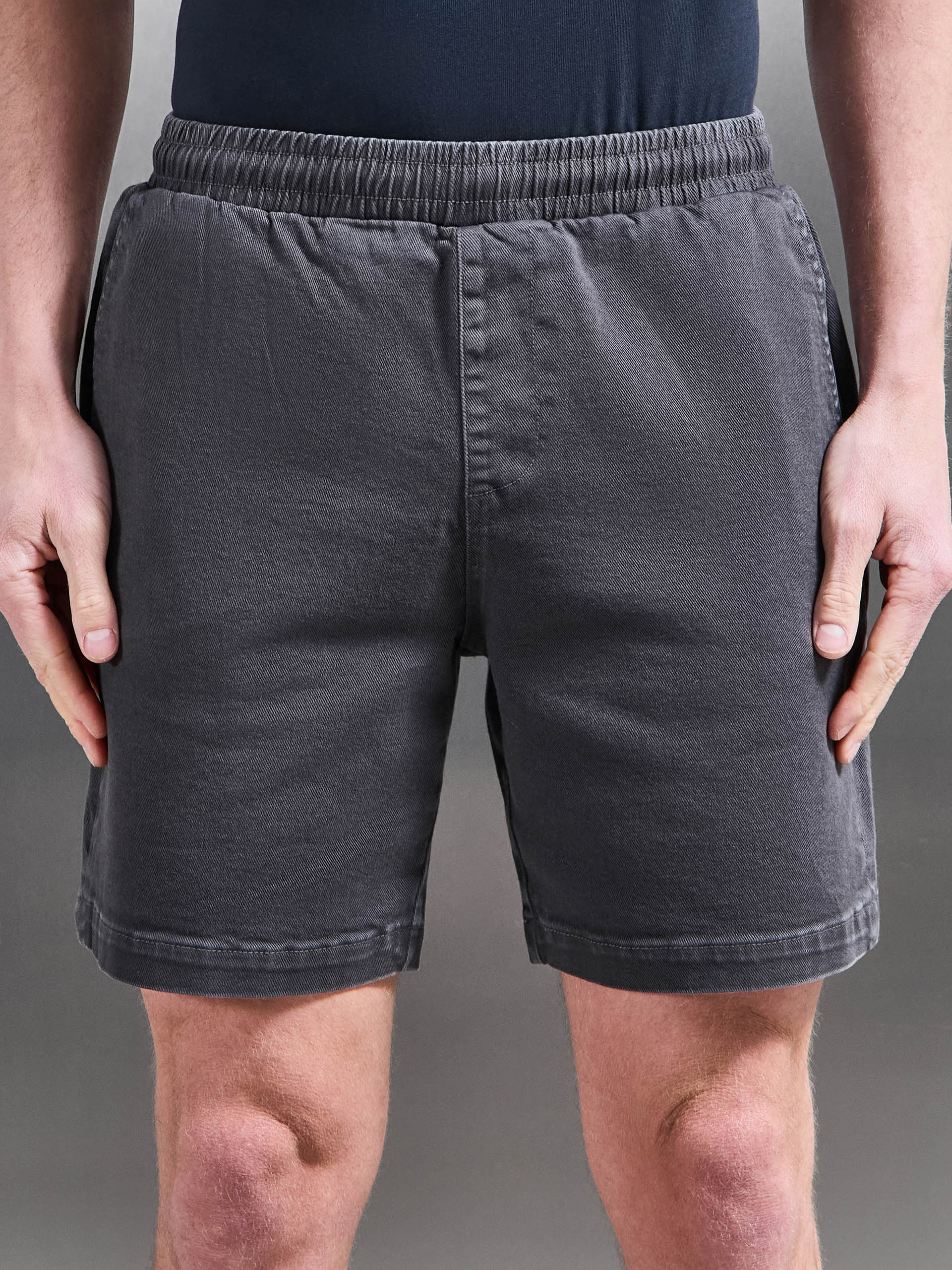 Cotton Twill Stretch Short in Grey
