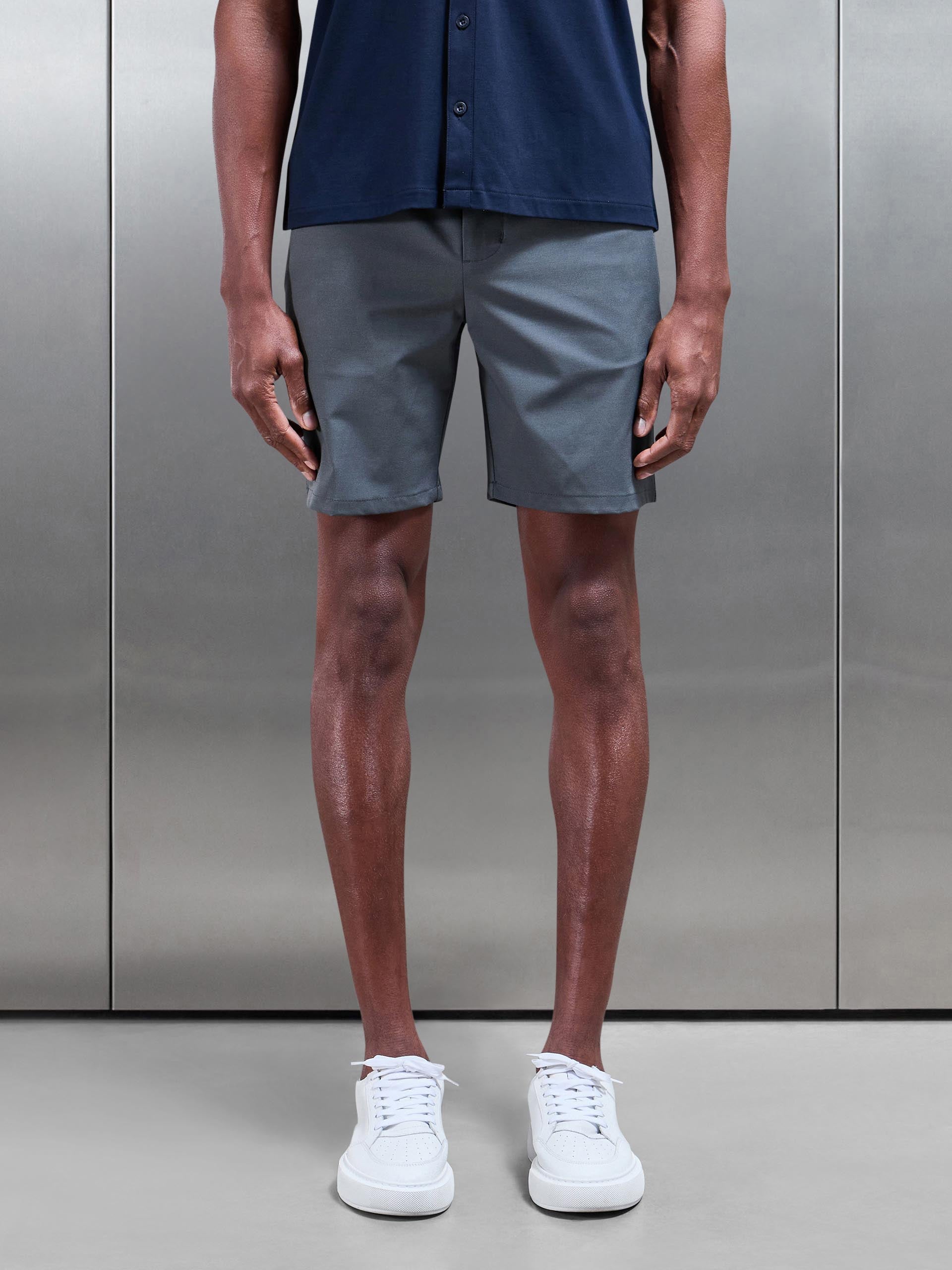 Crease Resistant Stretch Chino Short in Grey