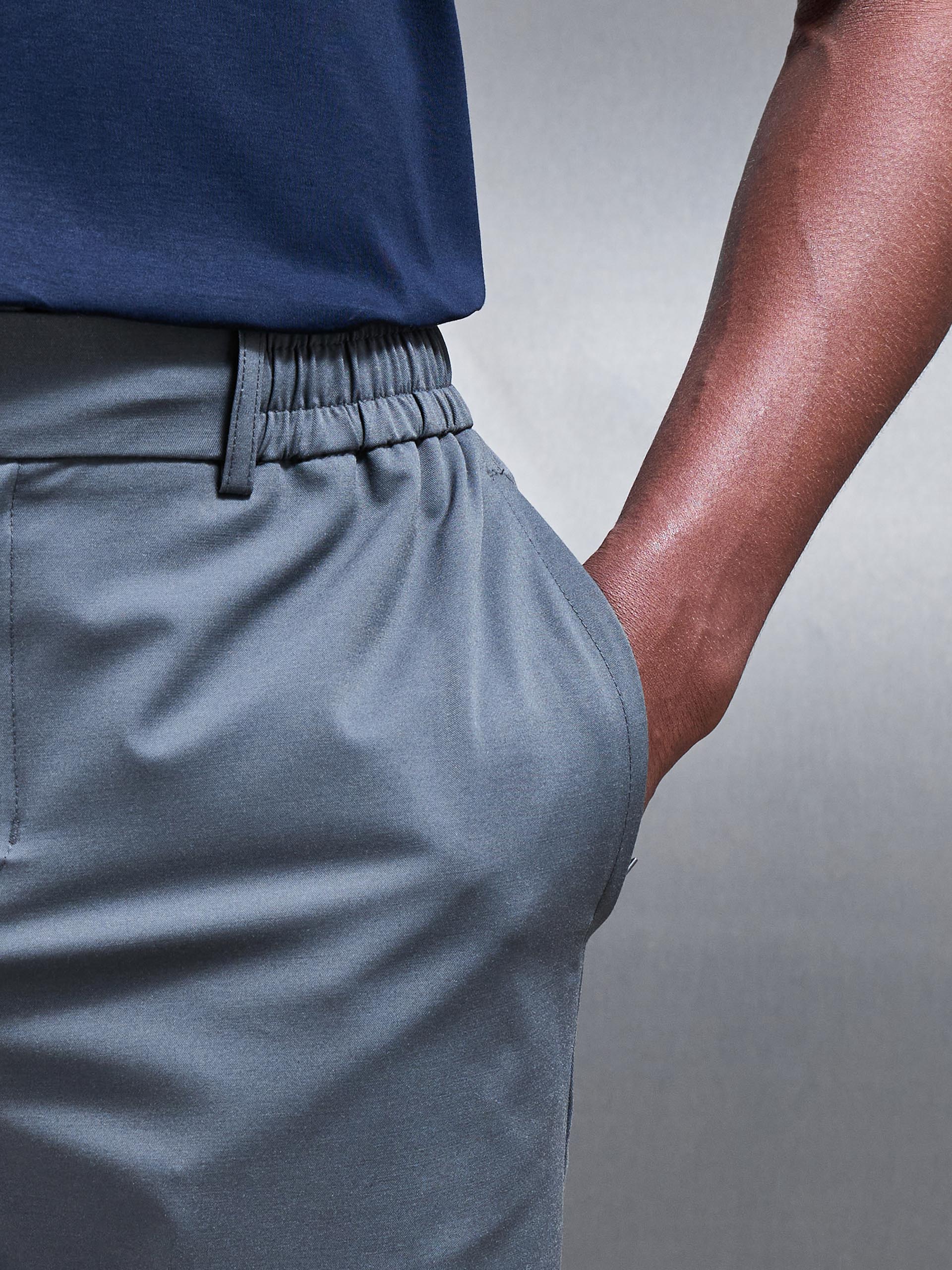 Crease Resistant Stretch Chino Short in Grey
