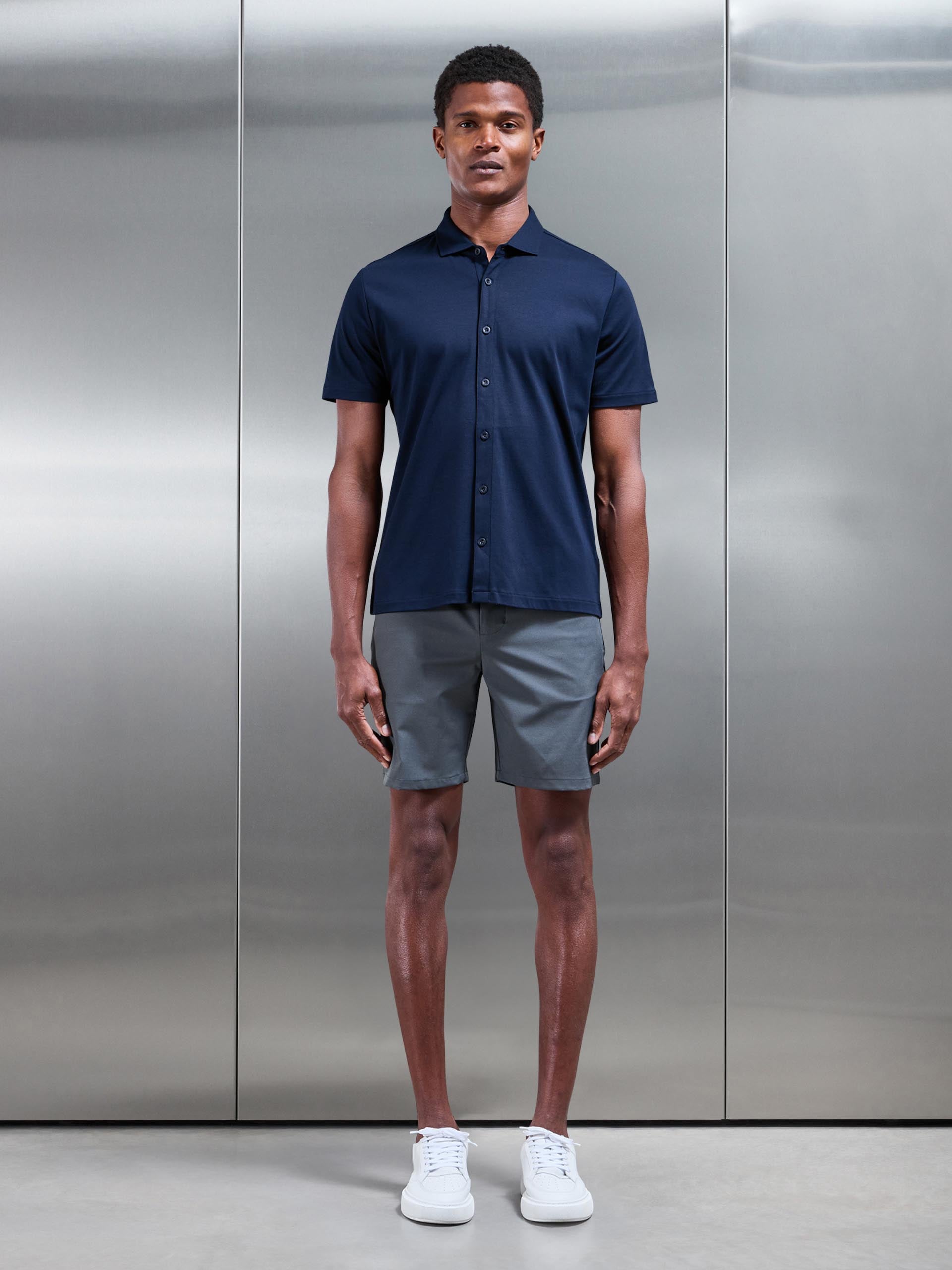 Crease Resistant Stretch Chino Short in Grey