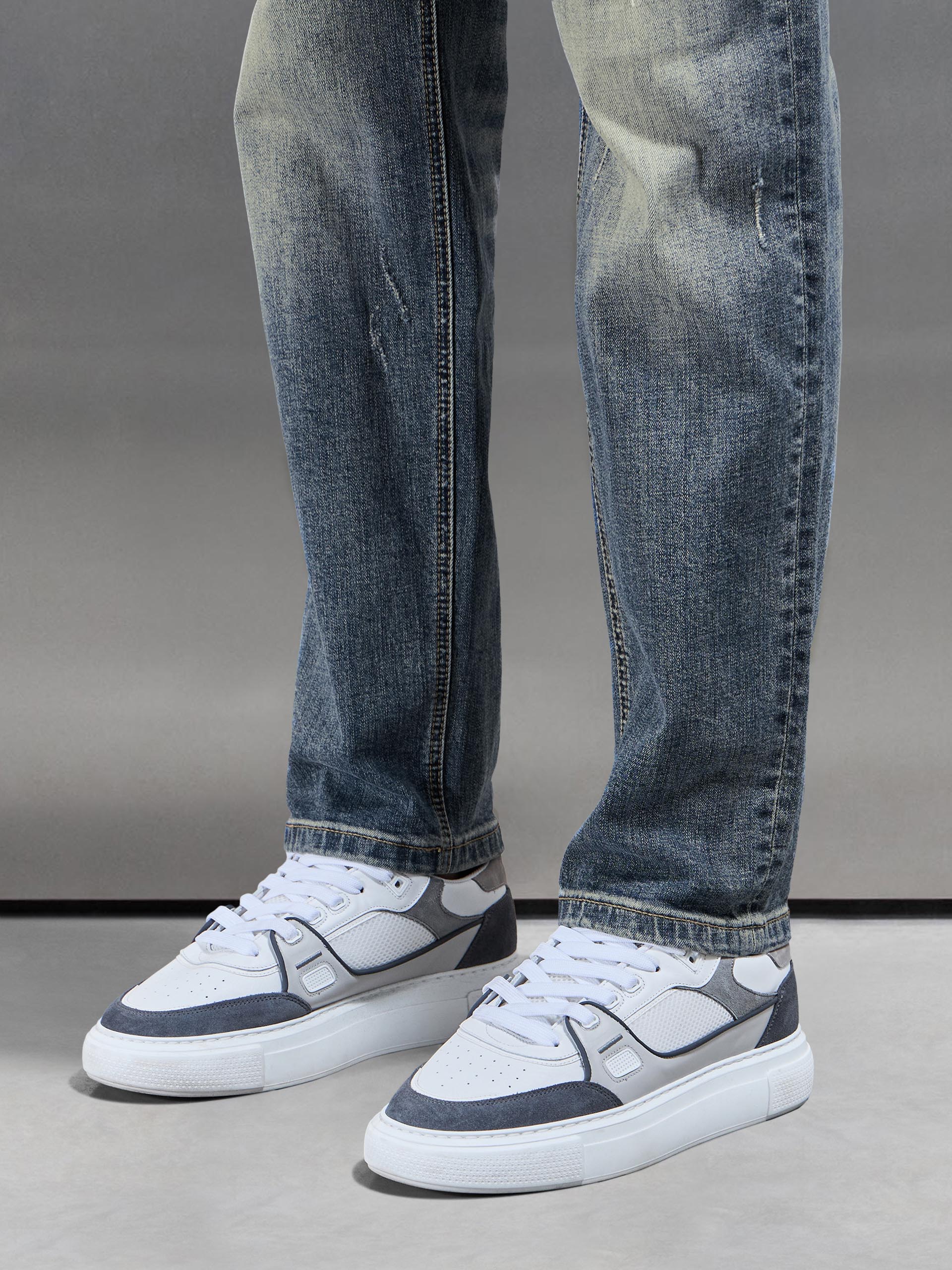 Distressed Straight Leg Denim Jeans in Sand Wash