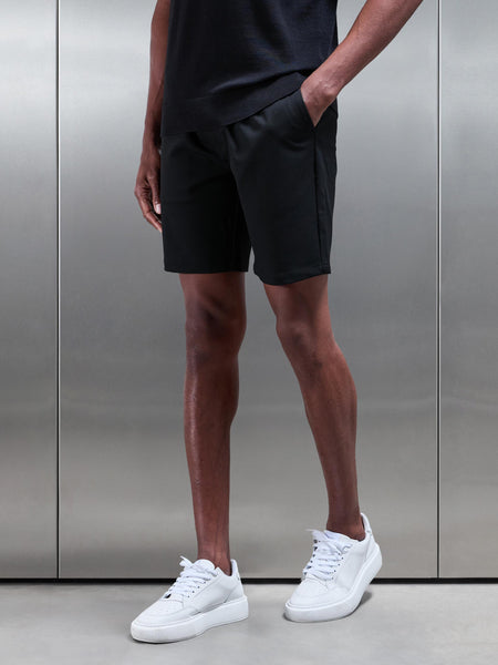 Essential Drawstring Tailored Short in Black