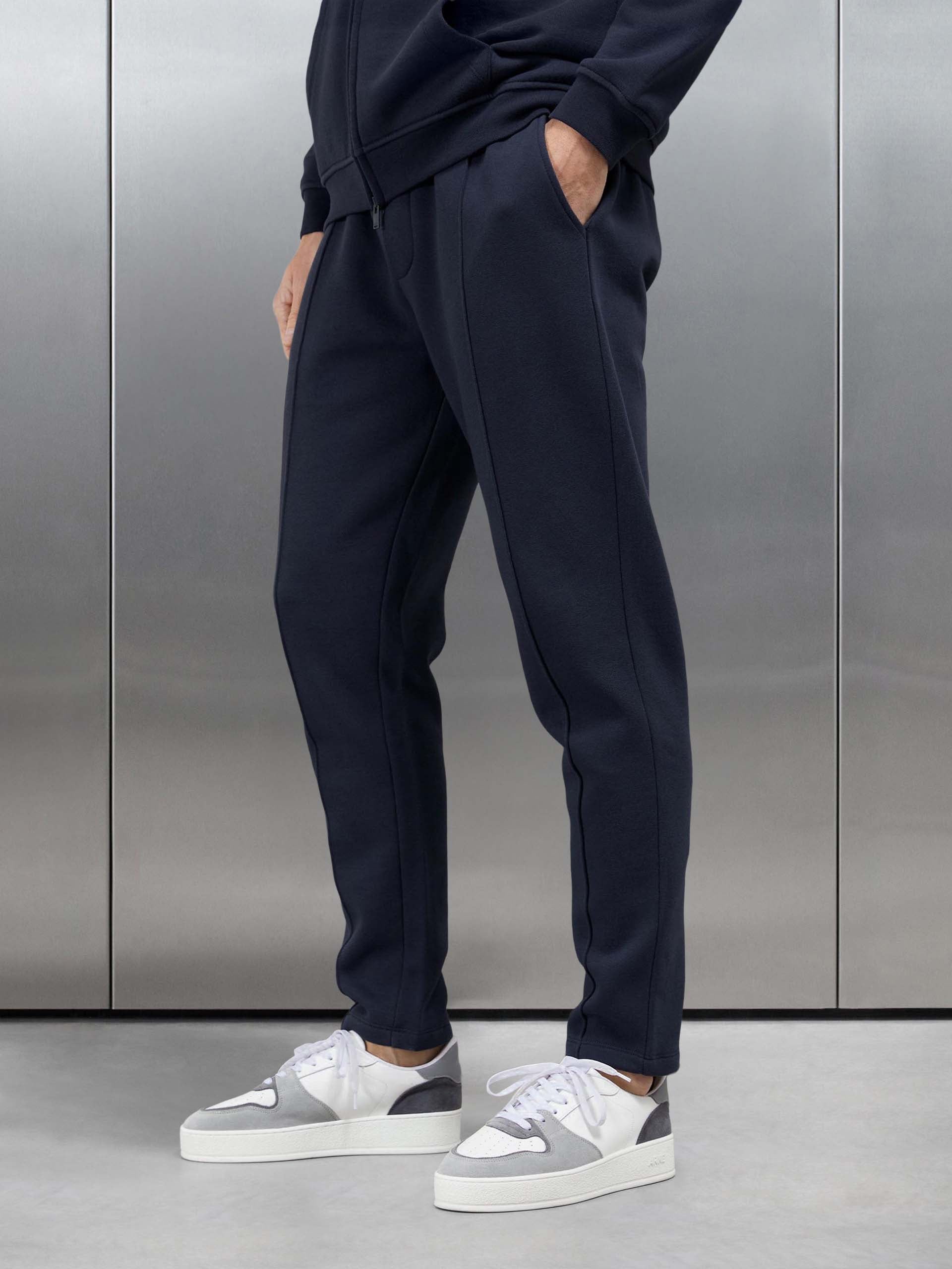 Essential Tapered Jogger in Navy