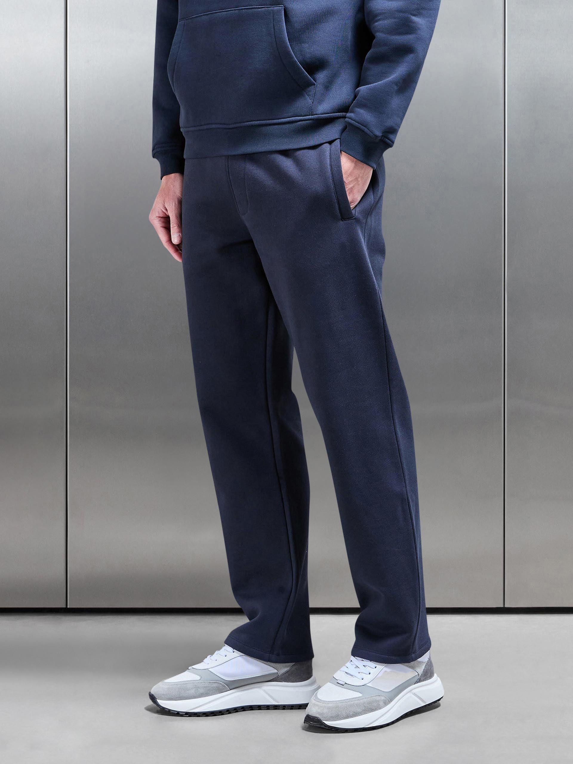 Essential Relaxed Straight Leg Jogger in Navy