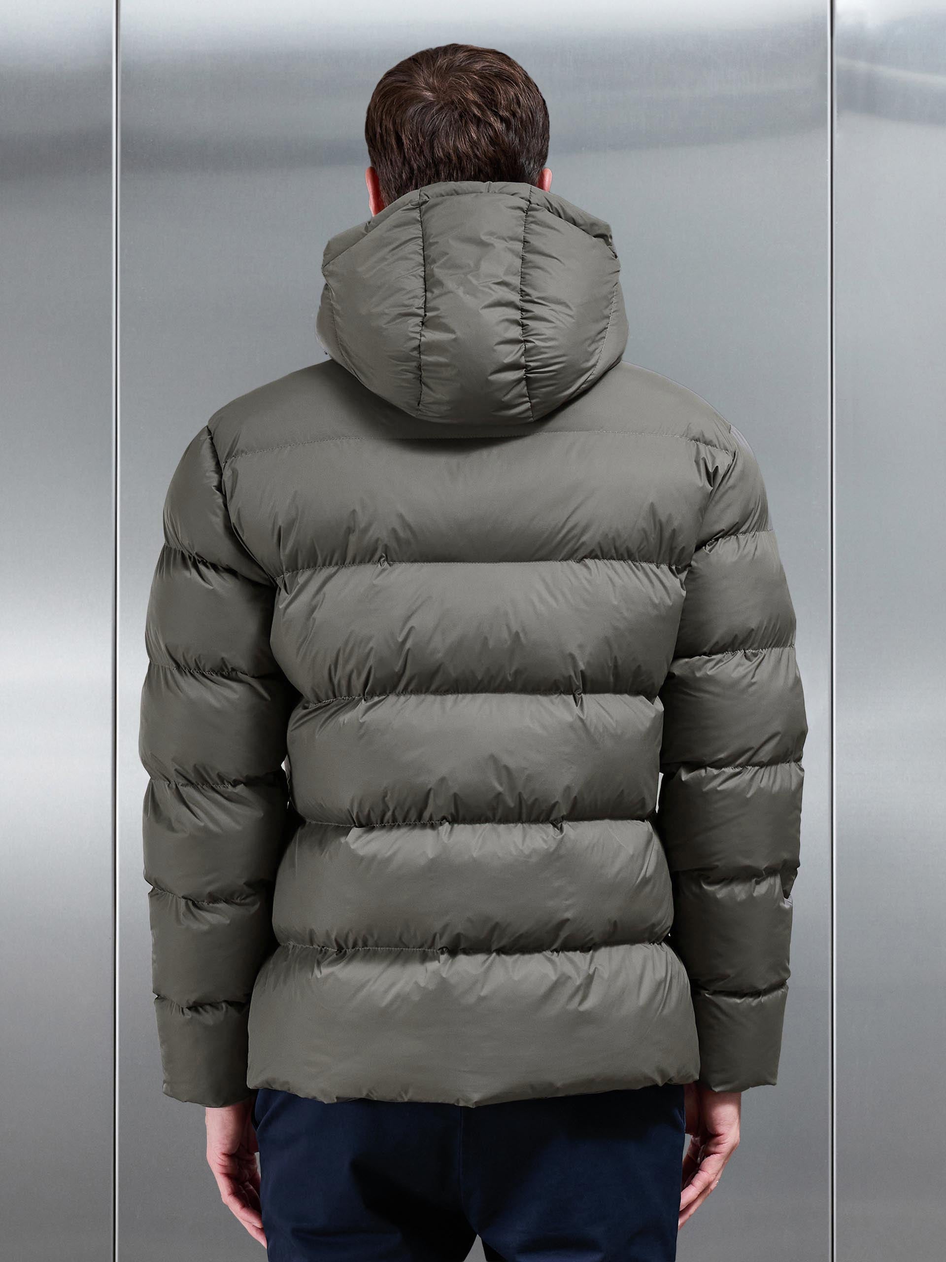 Essential Short Puffer Jacket in Olive