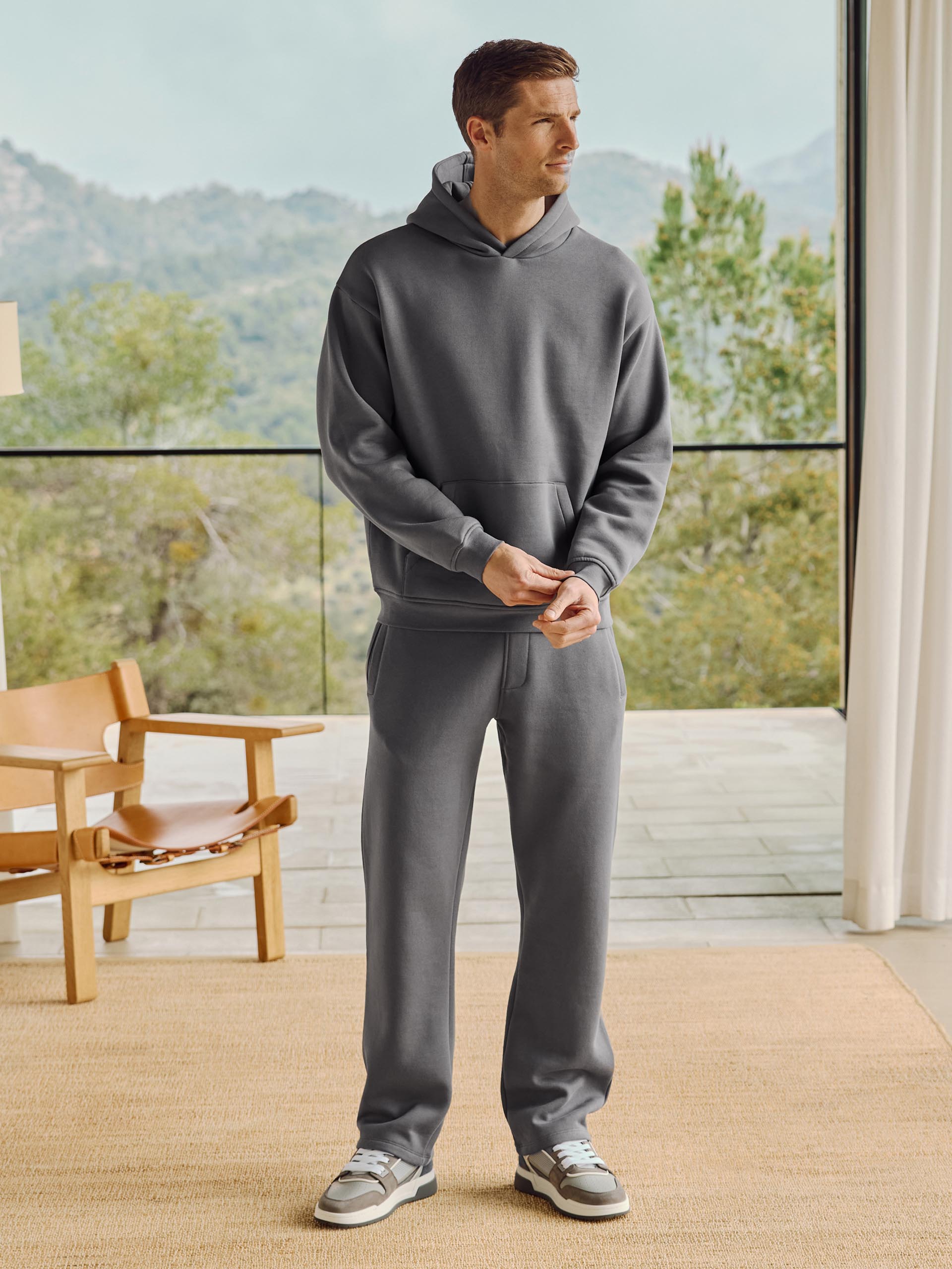 Essential Relaxed Straight Leg Jogger in Grey