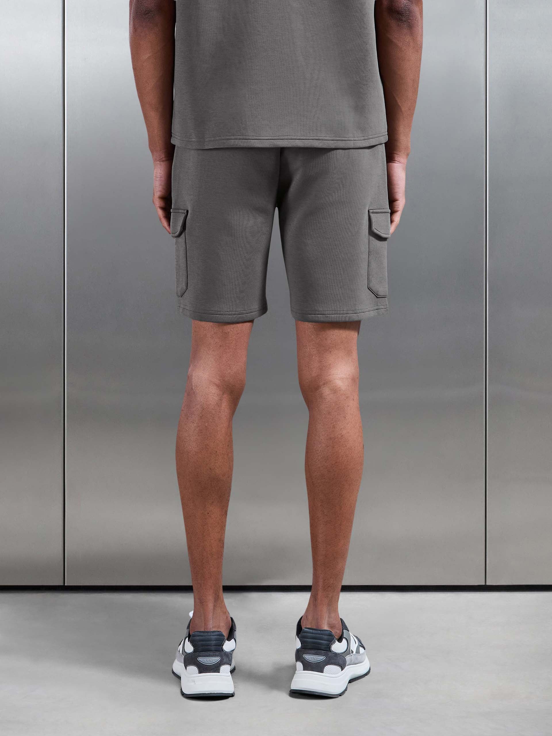 Everyday Luxe Cargo Short in Grey