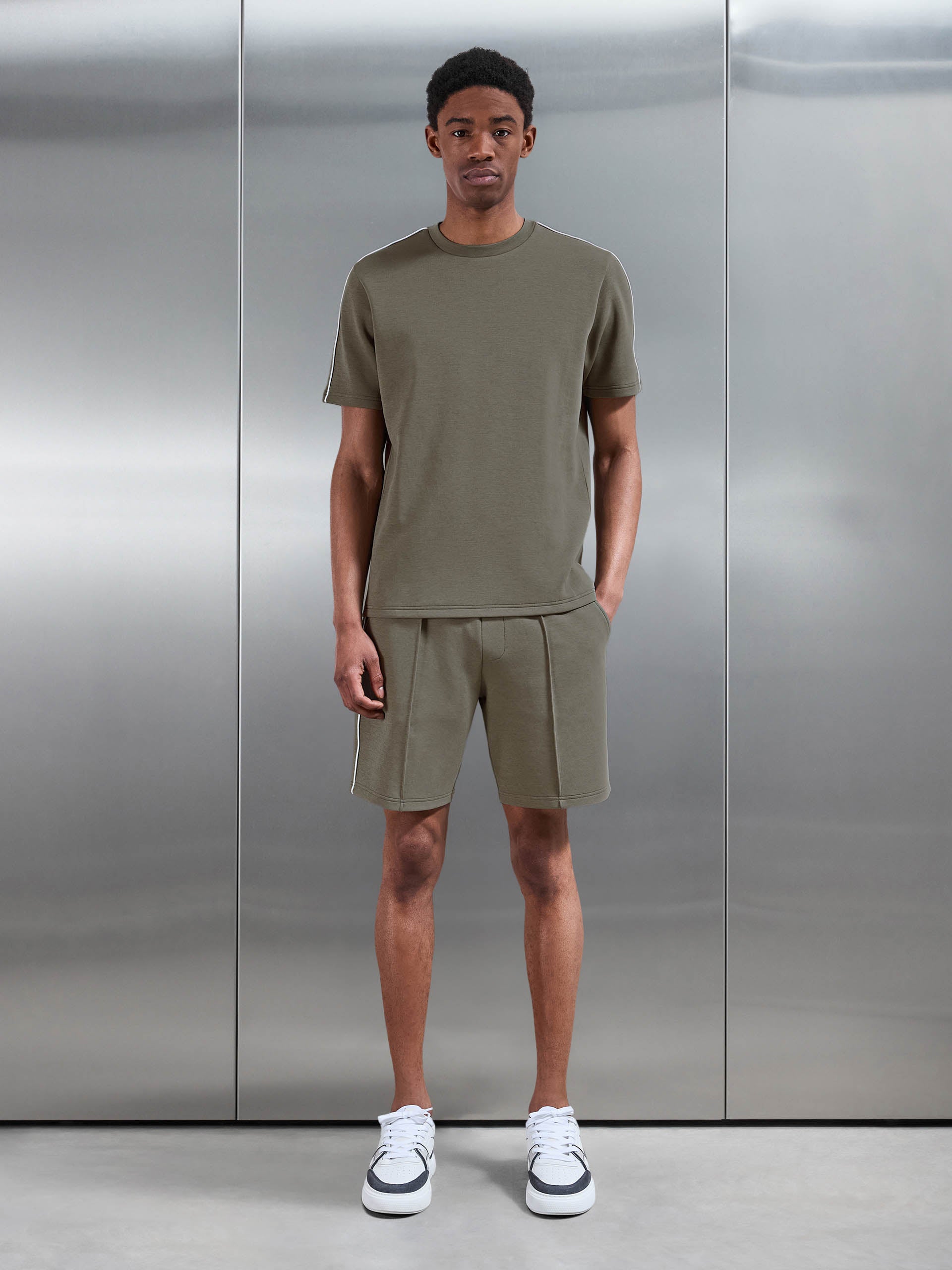 Everyday Luxe Piping Short in Olive