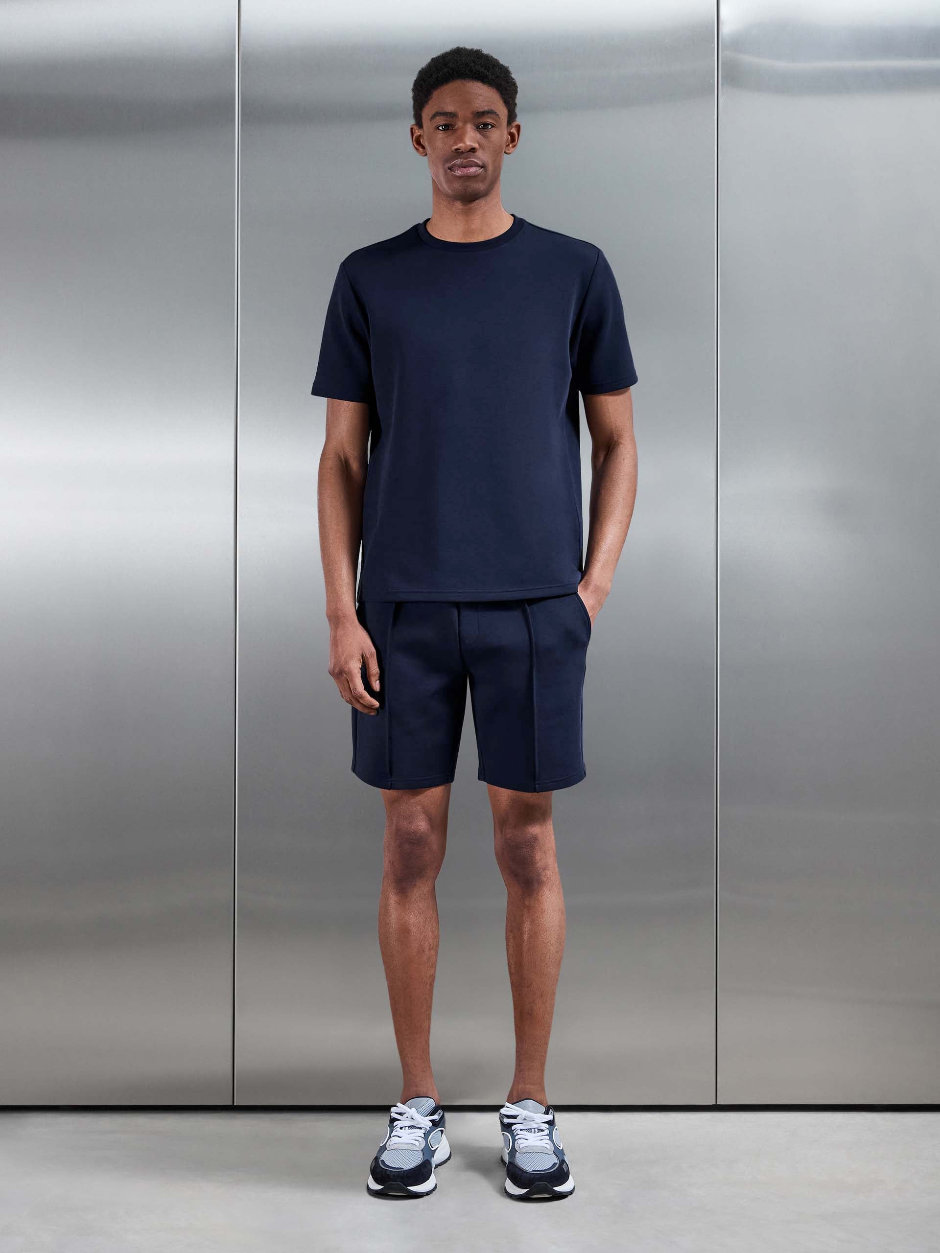 Everyday Luxe Short in Navy