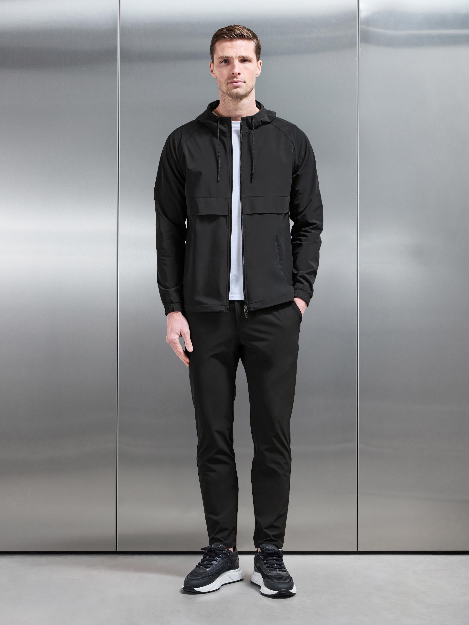 Flex Shell Windbreaker in Black