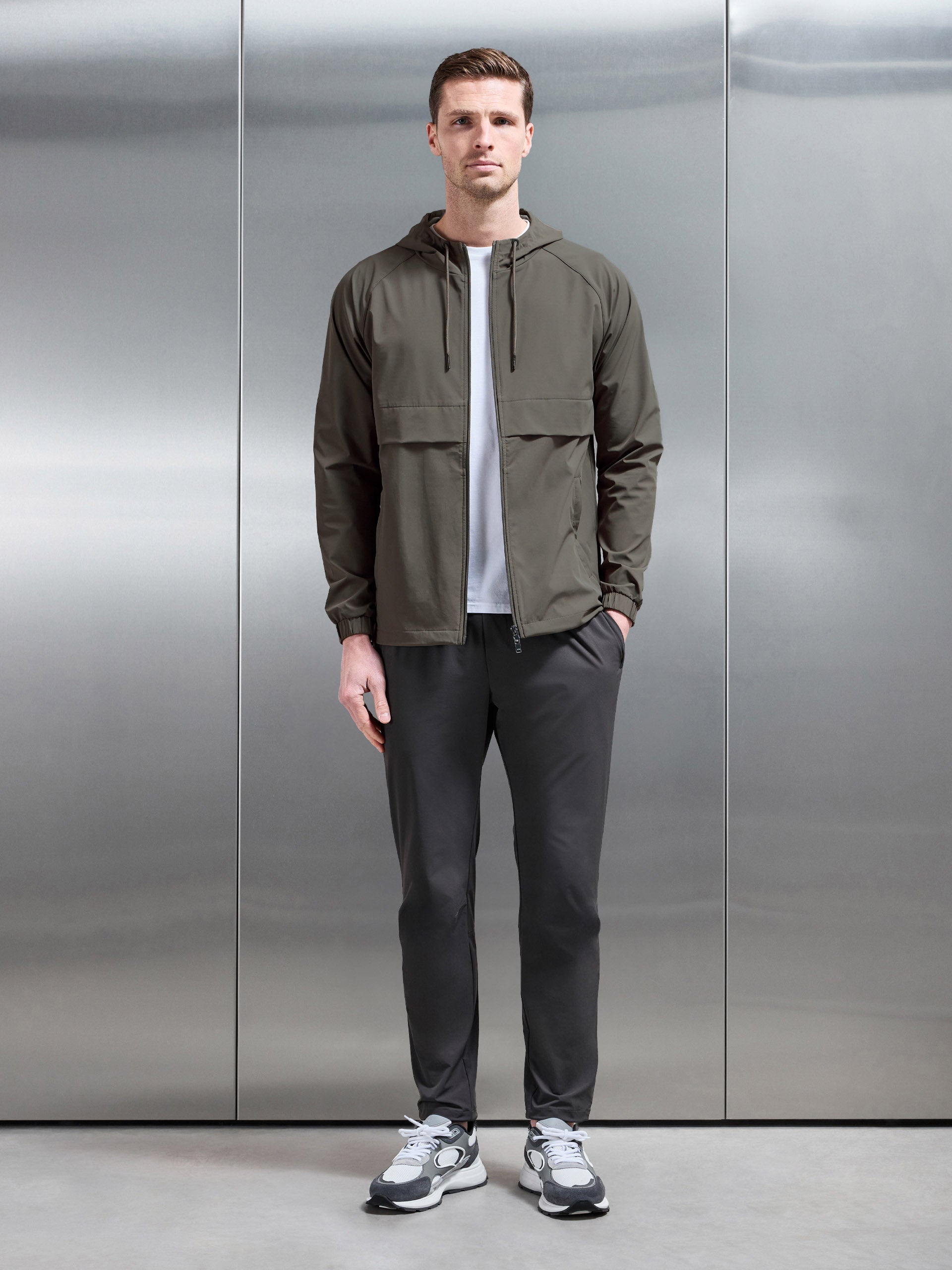 Flex Shell Windbreaker in Olive