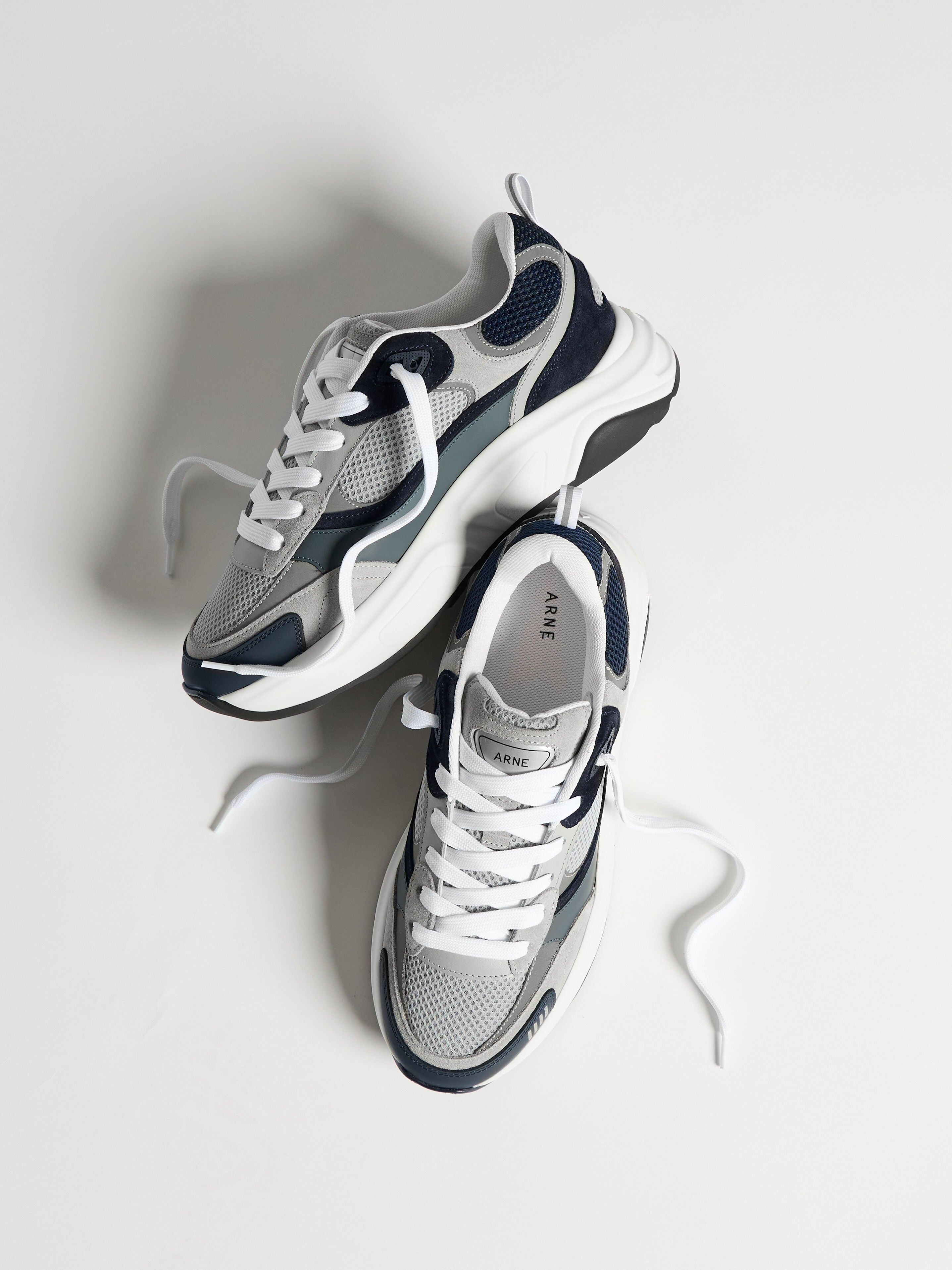 Flow Runner in Air Force Blue