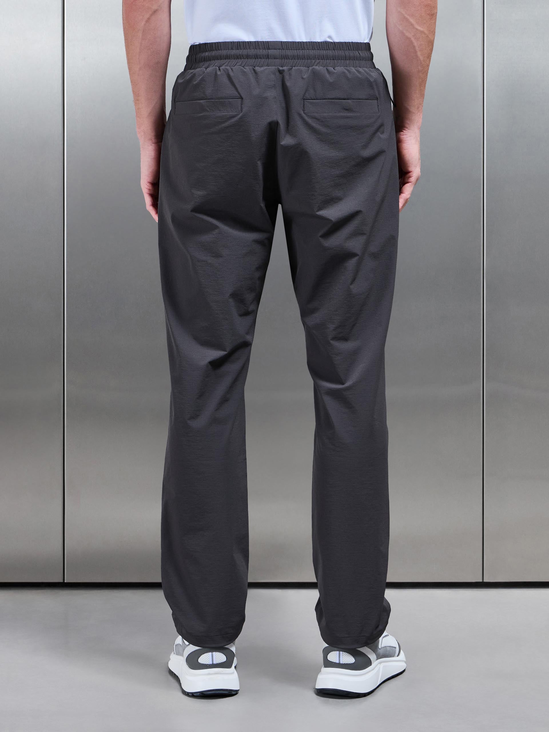 Front Pocket Technical Cargo Pant in Grey
